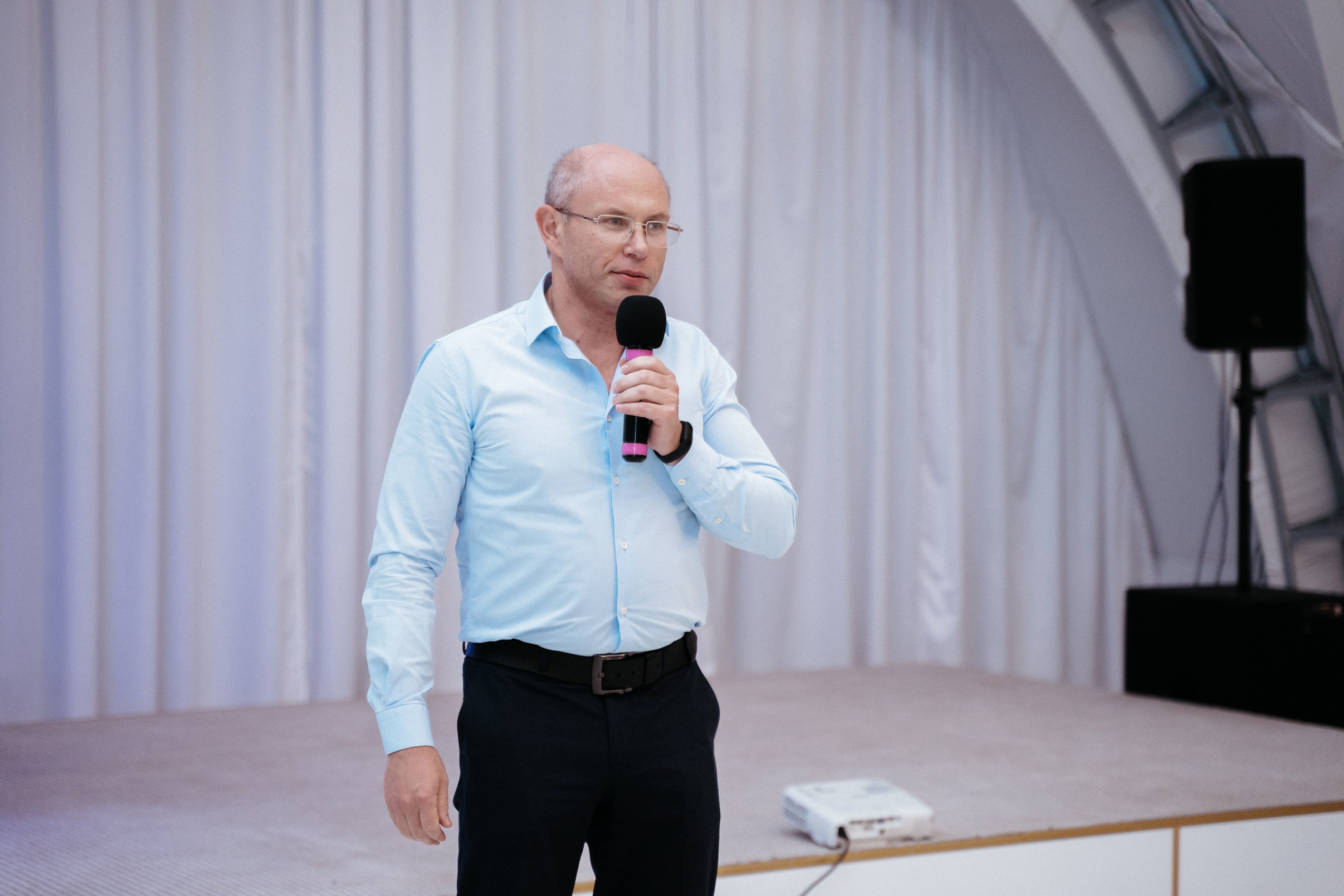 Ави Центр. Свадебный фотограф в Симферополе