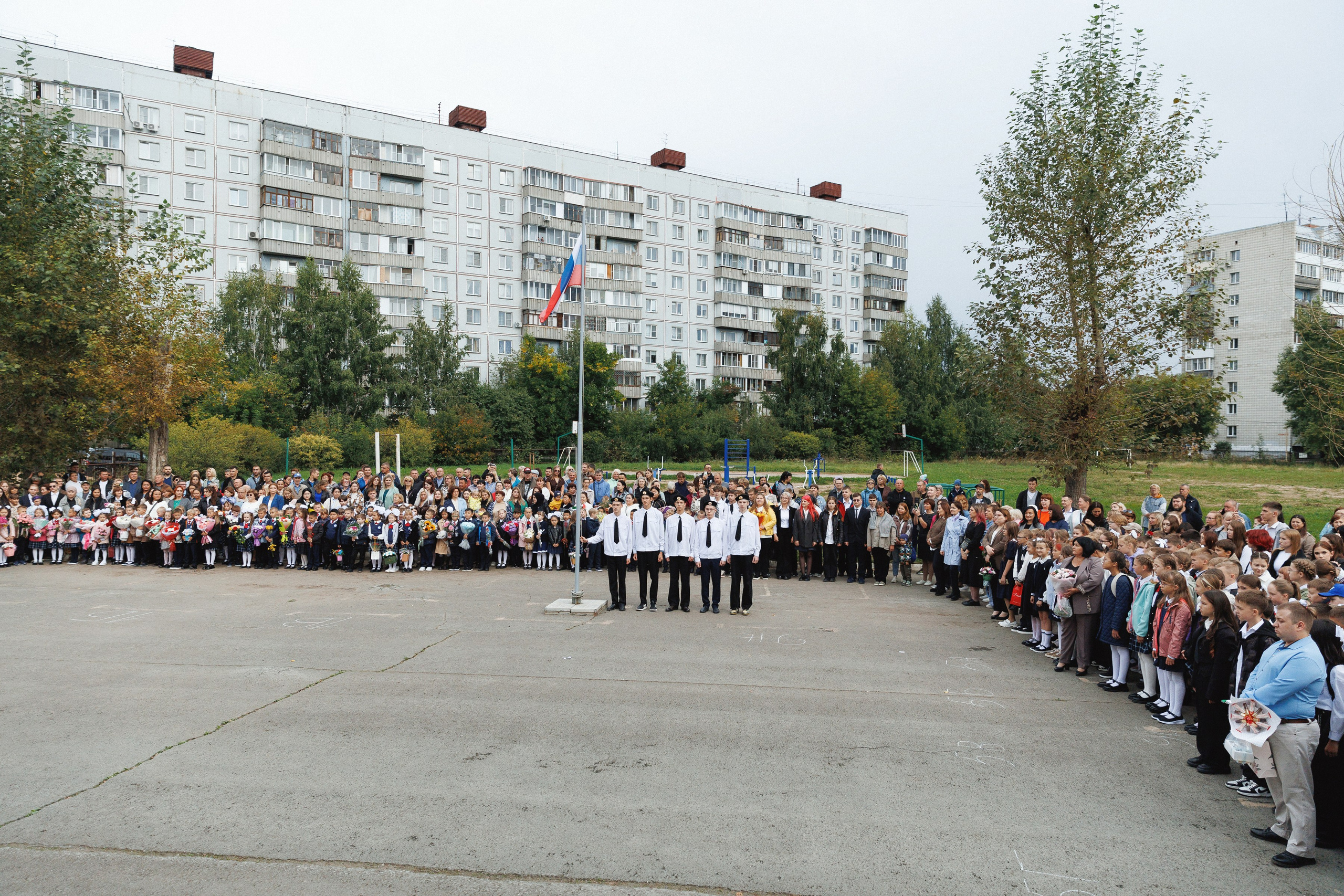 1 сентября лицей № 28. Фотомастерская Воробьевых