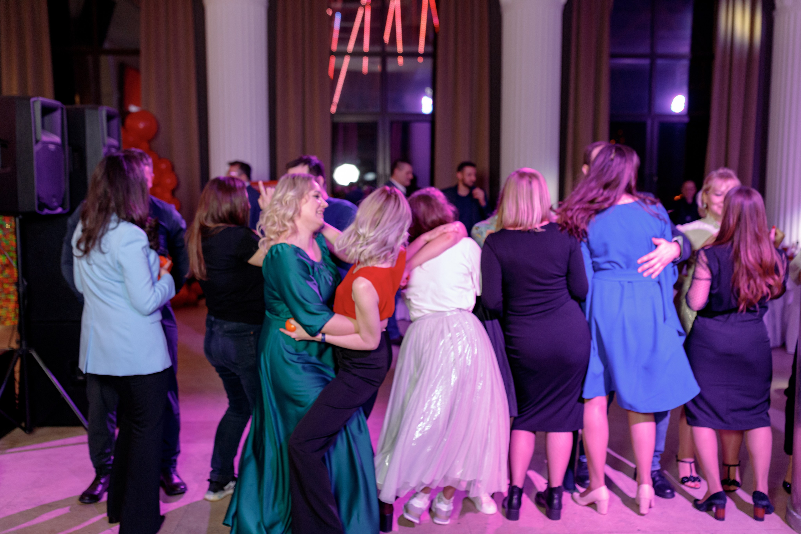 Репортажная фотосъёмка — корпоратив Tele2 2024