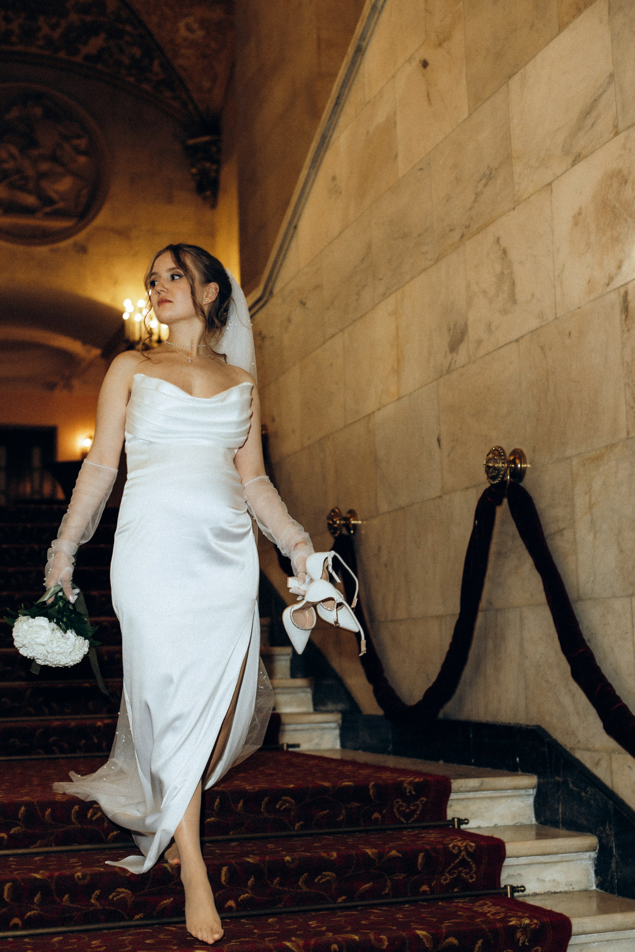 Антон и Вера, роспись в Савеловском ЗАГСЕ и фотосессия в гостинице Hilton. Свадебный и портретный фотограф в Москве Кристина Золотова