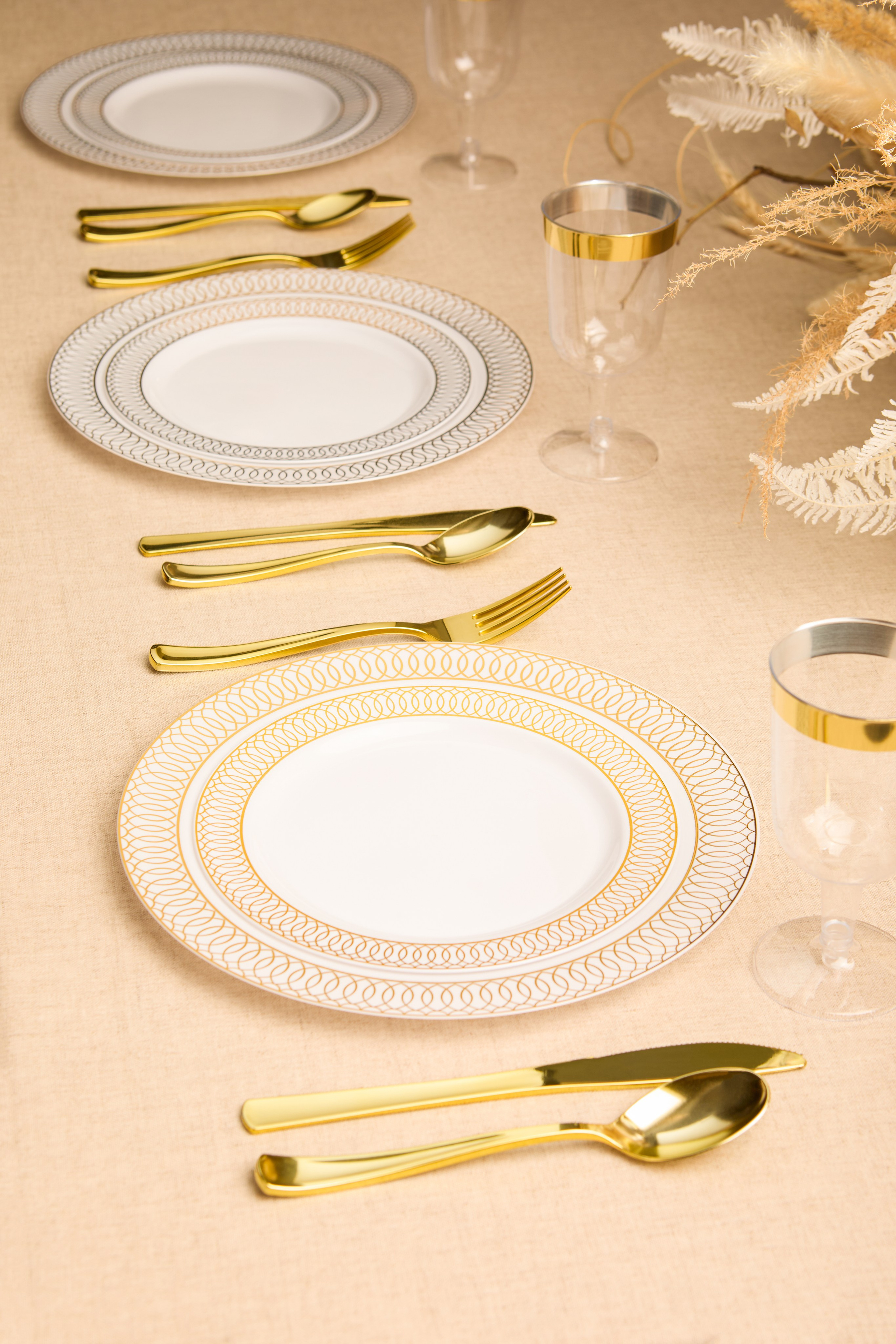 Пластиковая посуда. Сайт о предметной, имиджевой и портретной фотографии, фотограф Фил Киреев