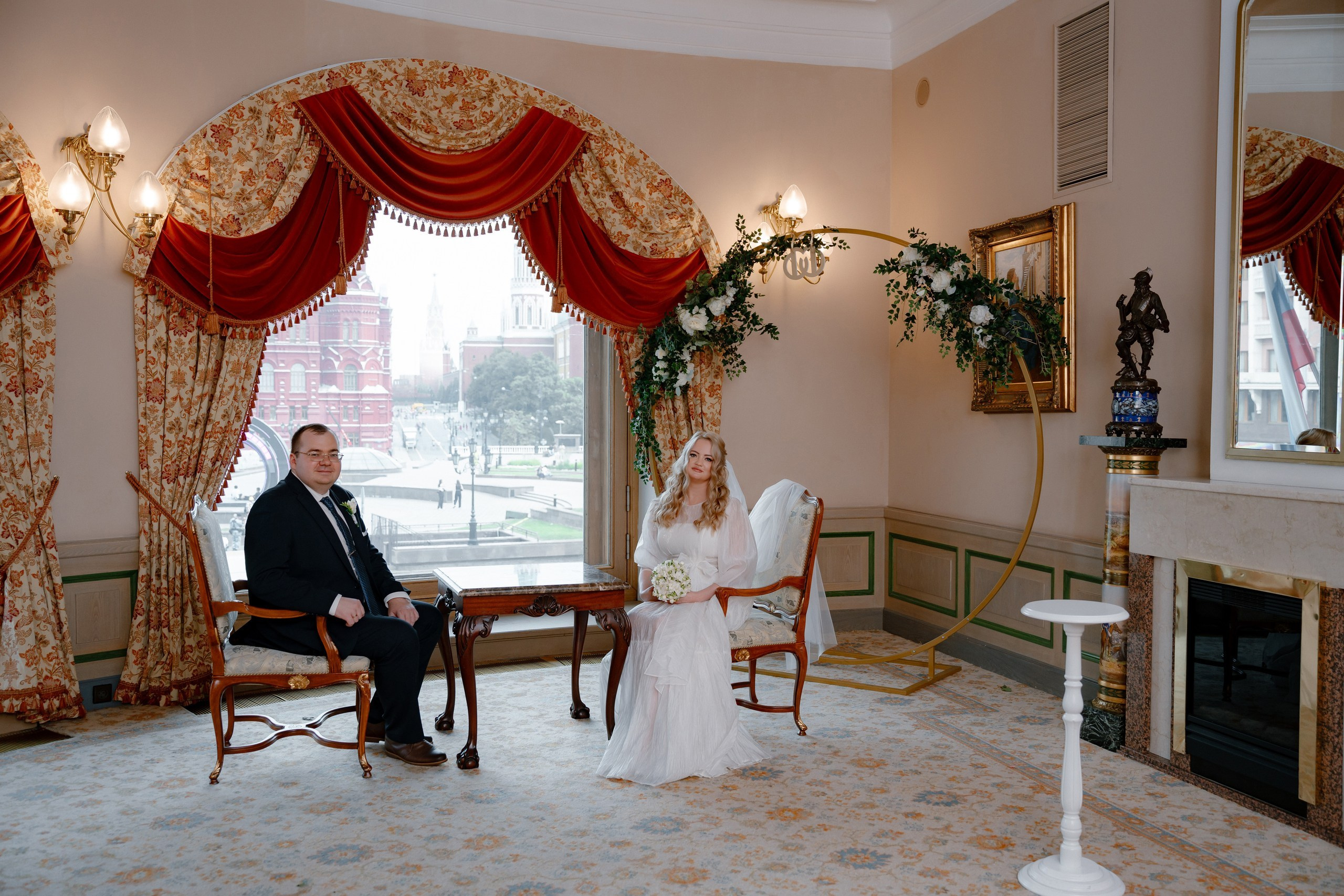 Свадебная фотосъемка в гостинице Националь в самом сердце столицы (часть 2)