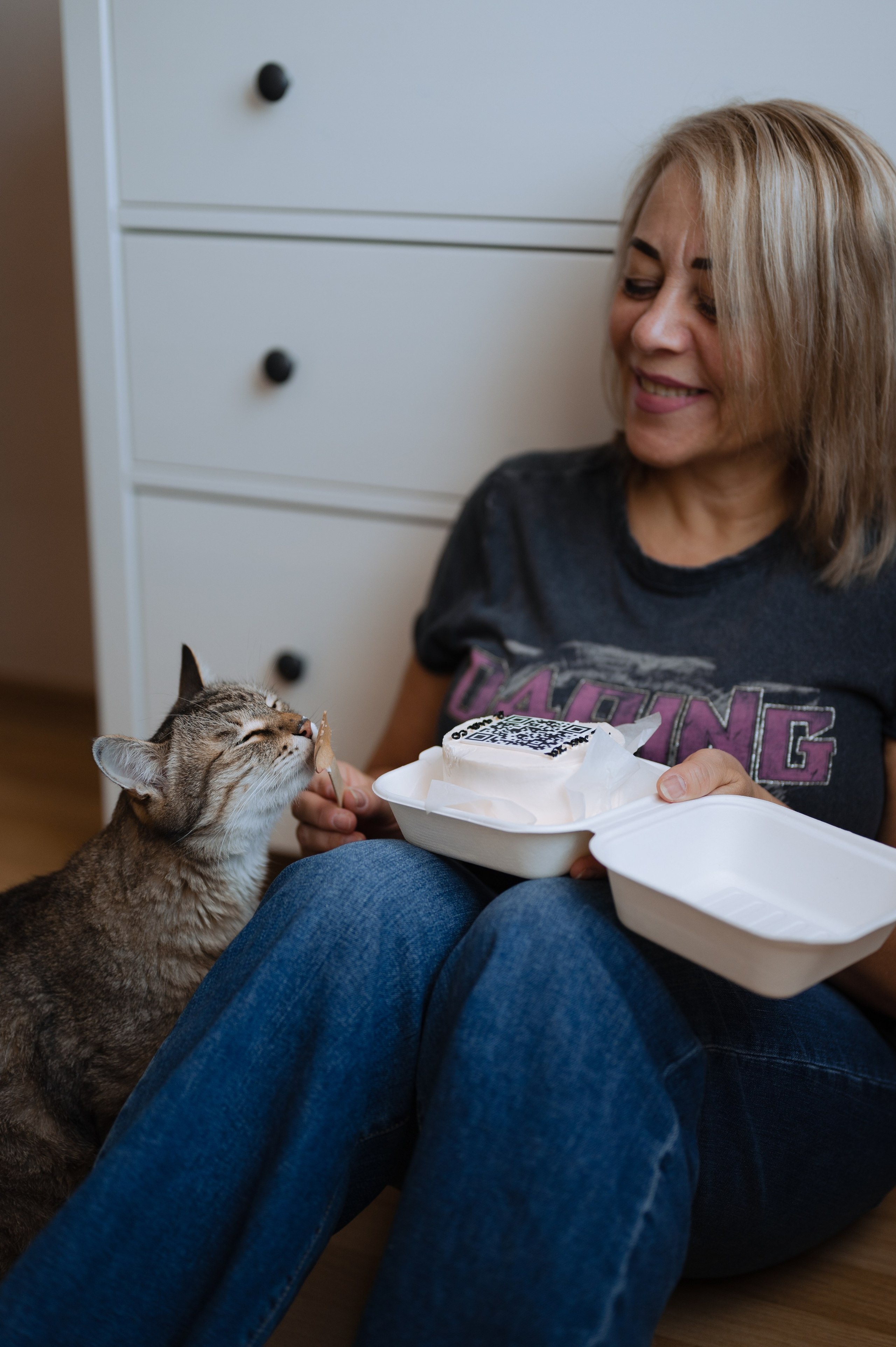 Тамара и кот Тиша. Фотограф Красноярск Екатерина Карпеза