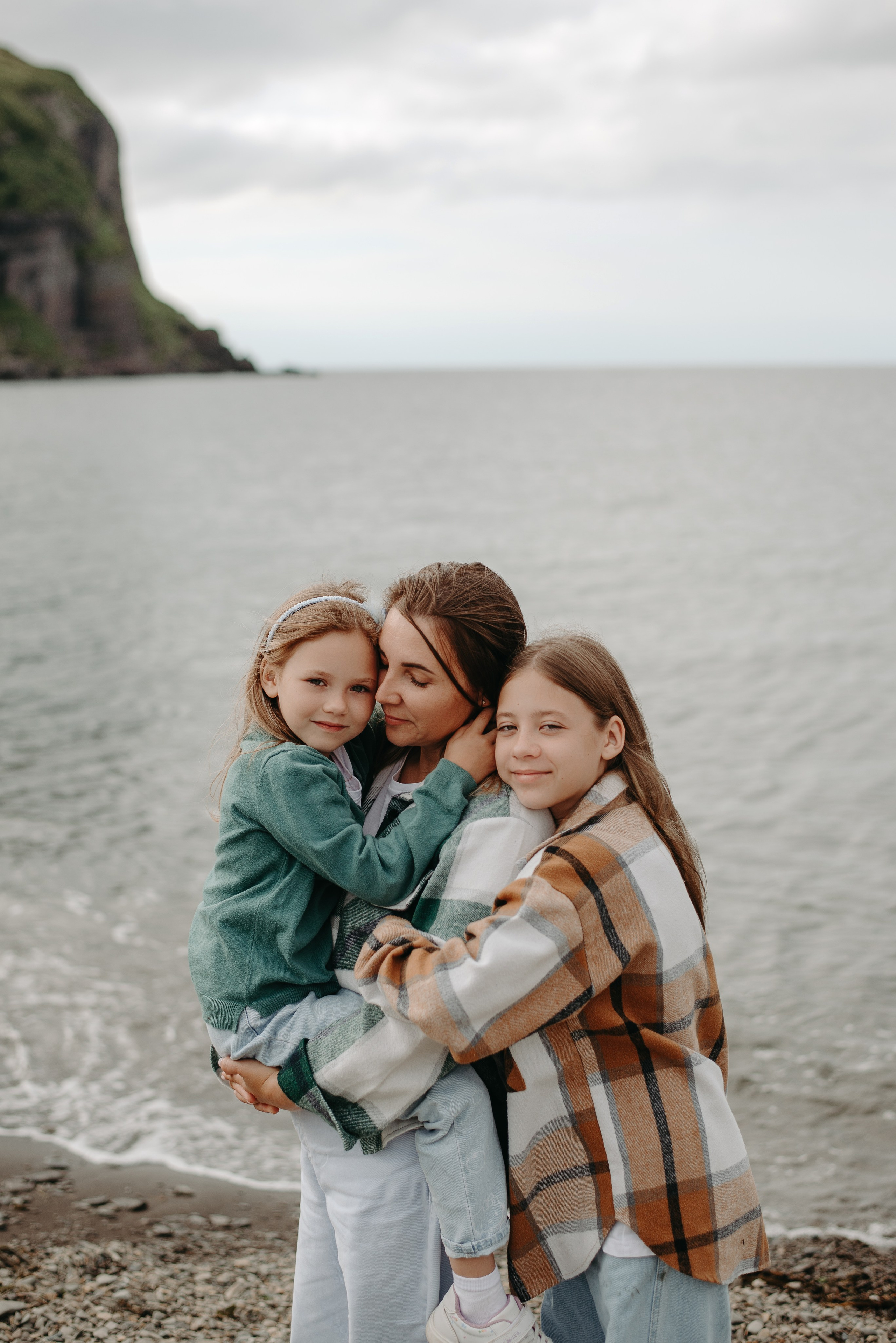 Наташа, Соня и Ксюша. Ирина Метелица фотограф на Шикотане