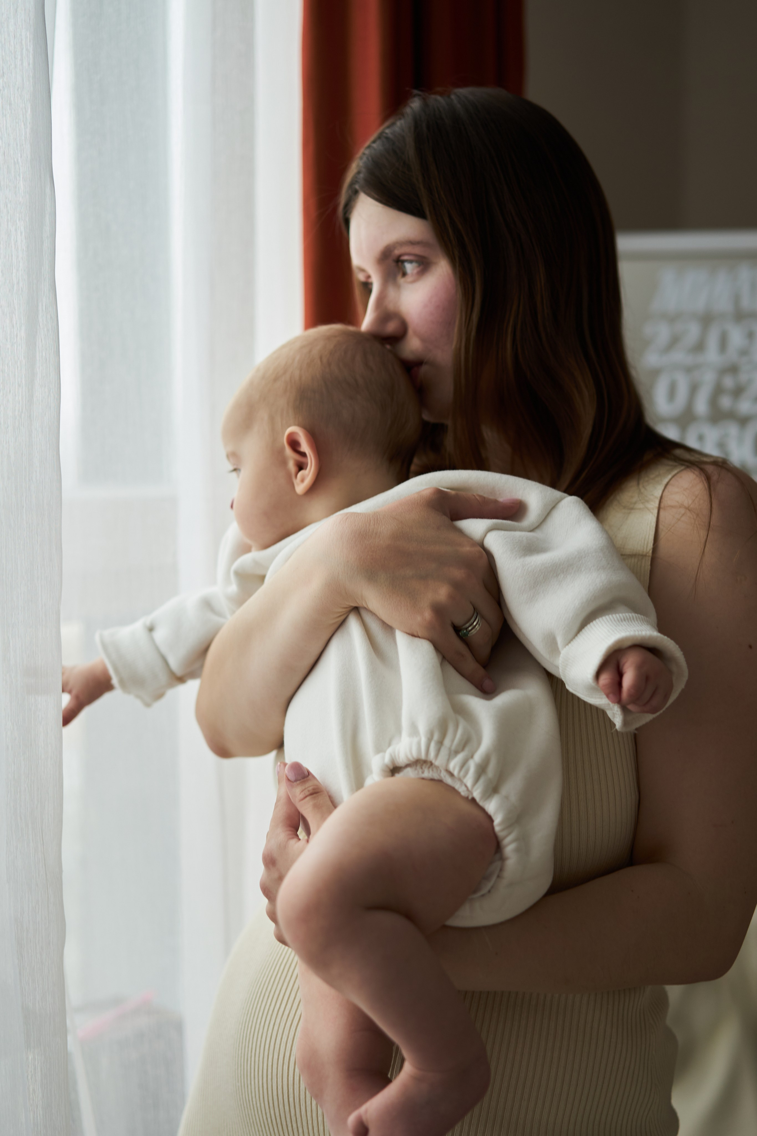 Семейная фотосессия дома. Фотограф Екатеринбург Кокшарова Александра