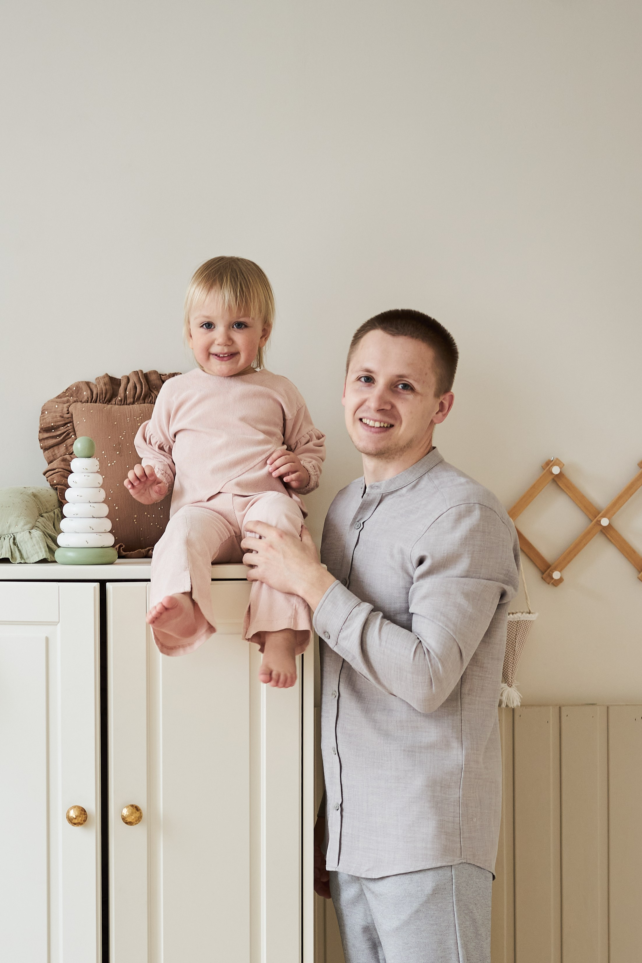 Семейная фотосессия в студии. Фотограф Екатеринбург Кокшарова Александра