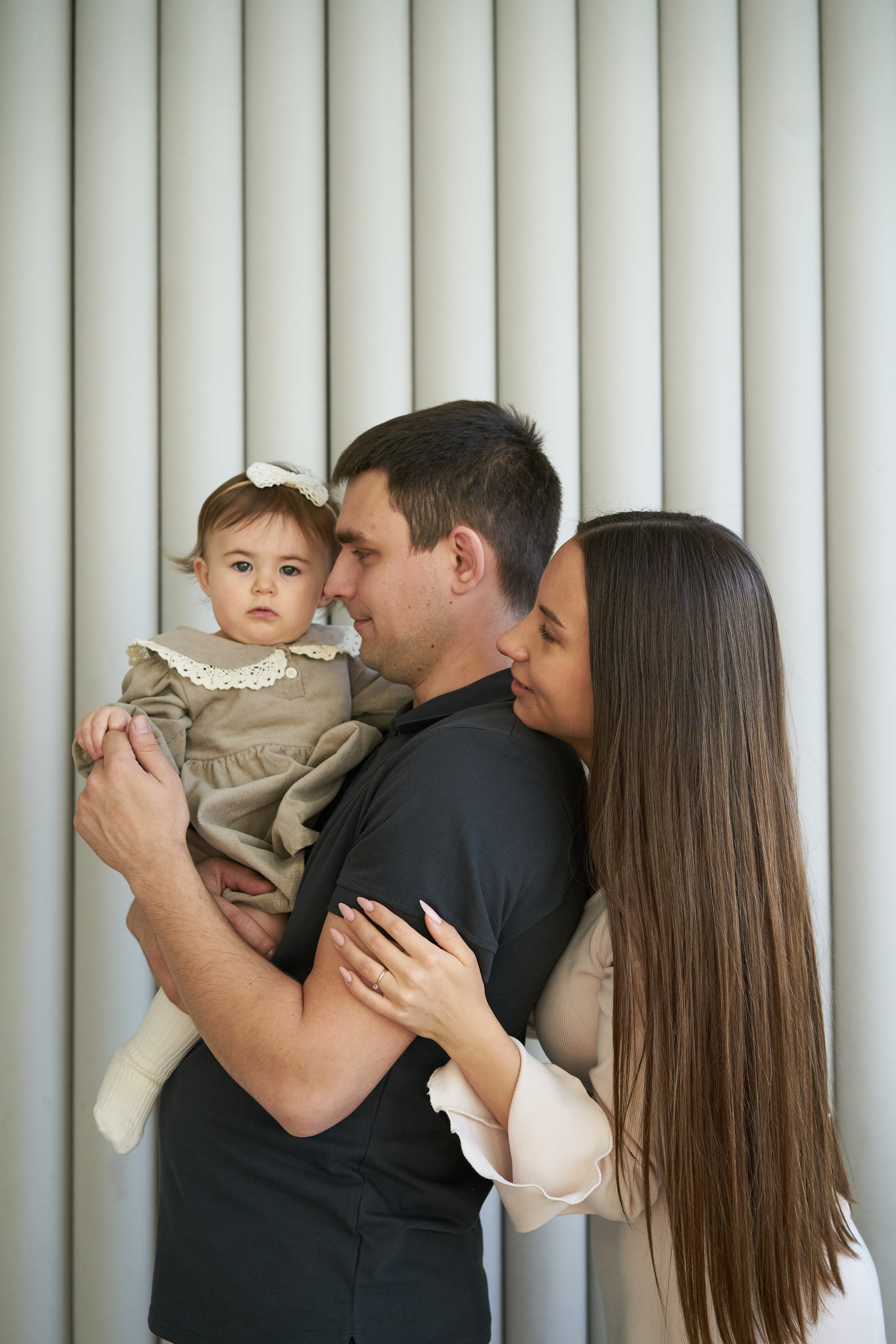 Семейная фотосессия в студии. Фотограф Екатеринбург Кокшарова Александра