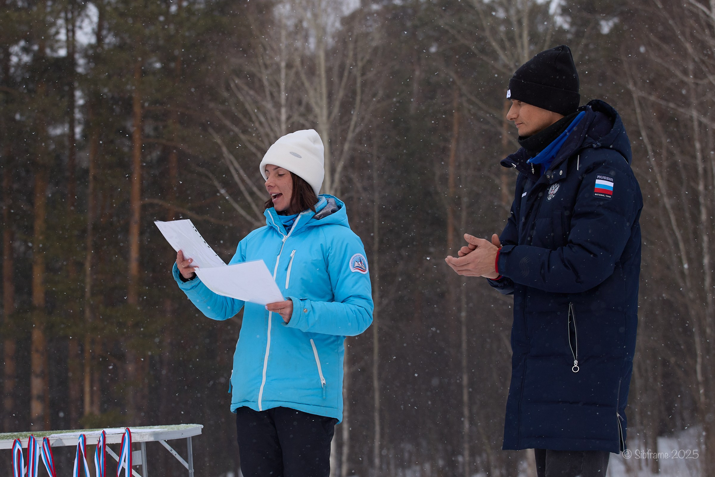 Анна и Артём Валентеевы объявляют победителей.
