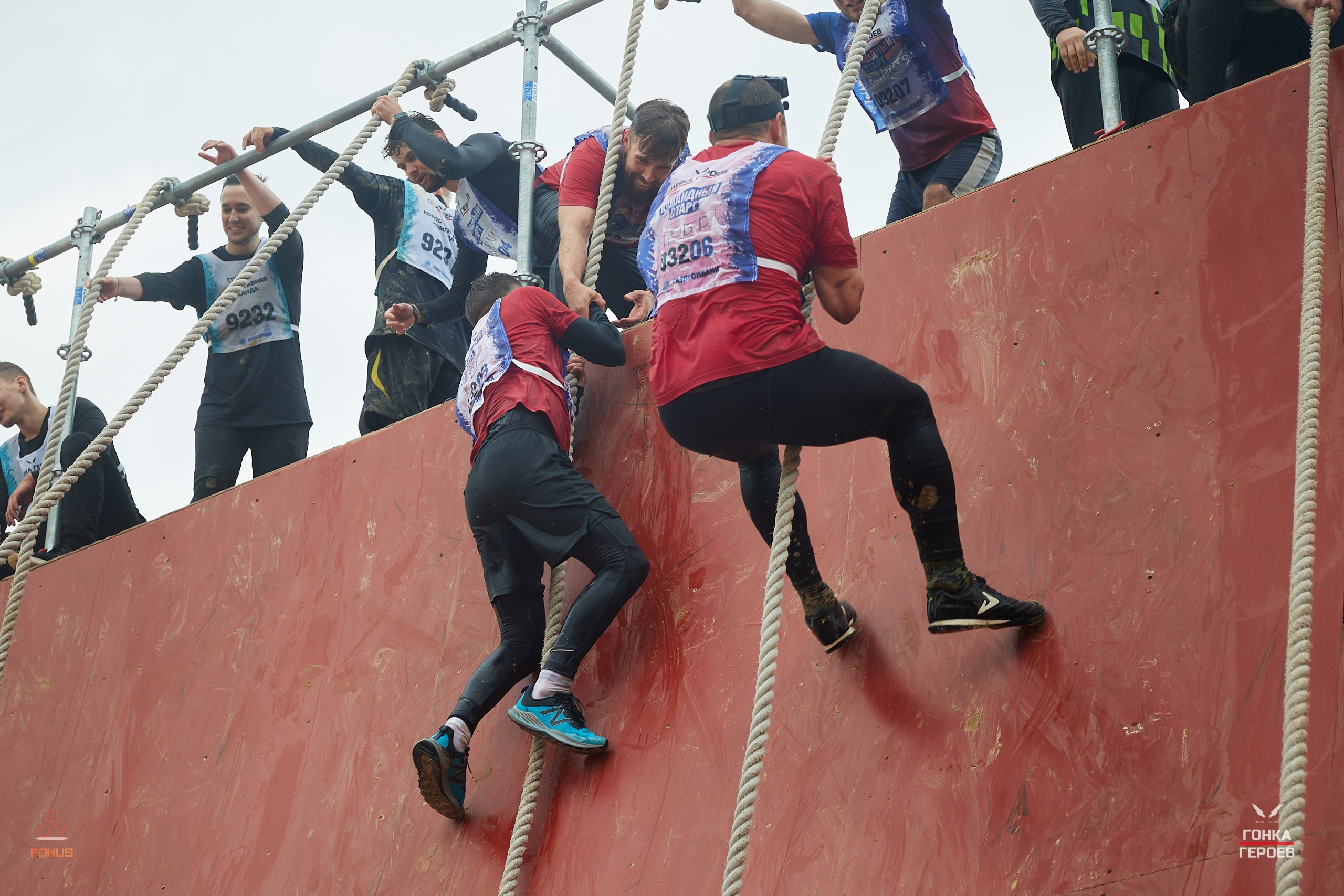 Репортаж с гонки героев 2025 год Мулино. Спортивный фотограф Некрасов Денис
