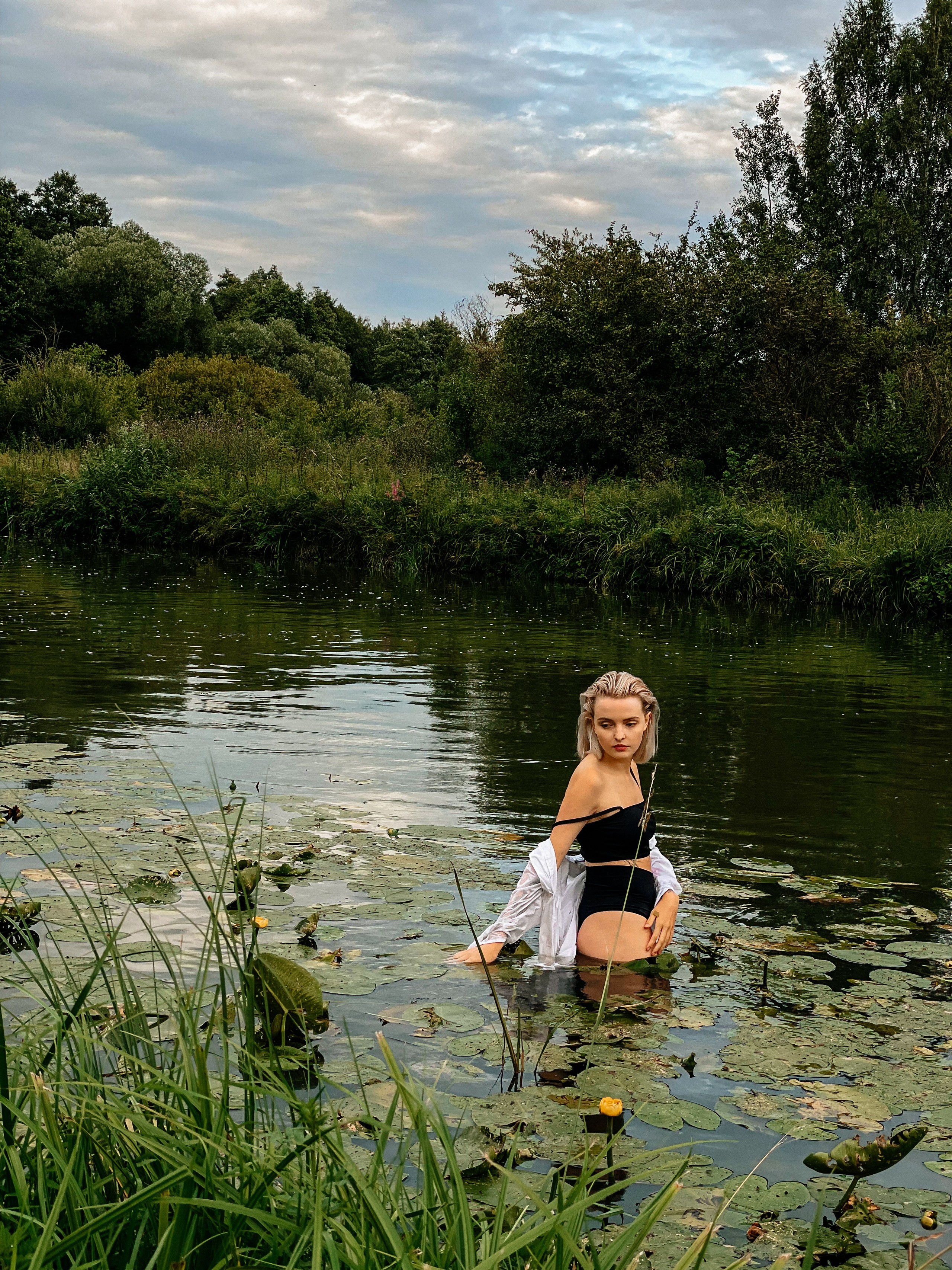 Съемка в воде. Марта Корженко — фотограф, контент фотограф, визуализатор бренда