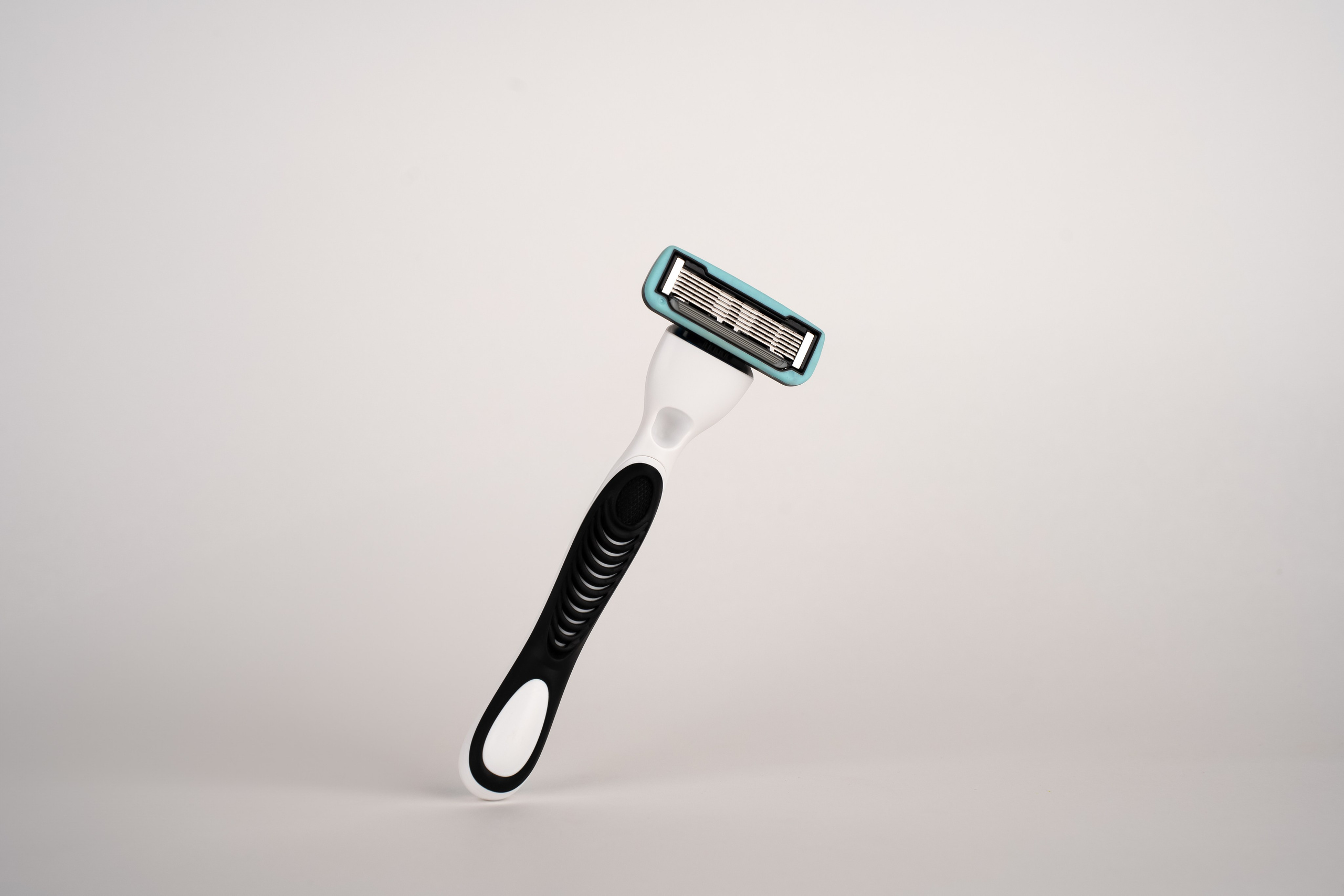 фотосъёмка для маркетплейсов предметная съёмка для маркетплейса фото товаров для Ozon / Wildberries / Яндекс Маркет студийная съёмка для карточек товара видеосъёмка для маркетплейсов контент для карточек товара продающие фото для Wildberries профессиональные фото для маркетплейсов видеообзор товара для Ozon / WB видеоинструкция для маркетплейса лукбук для маркетплейсов инфографика для маркетплейса  видеосъёмка продакшн студия полного цикла производство видео под ключ создание рекламного ролика видеосъёмка для бизнеса креативная видеосъёмка съемка видеообзоров имиджевое видео для бренда промо ролик под маркетплейс видеоролик под Wildberries / Ozon