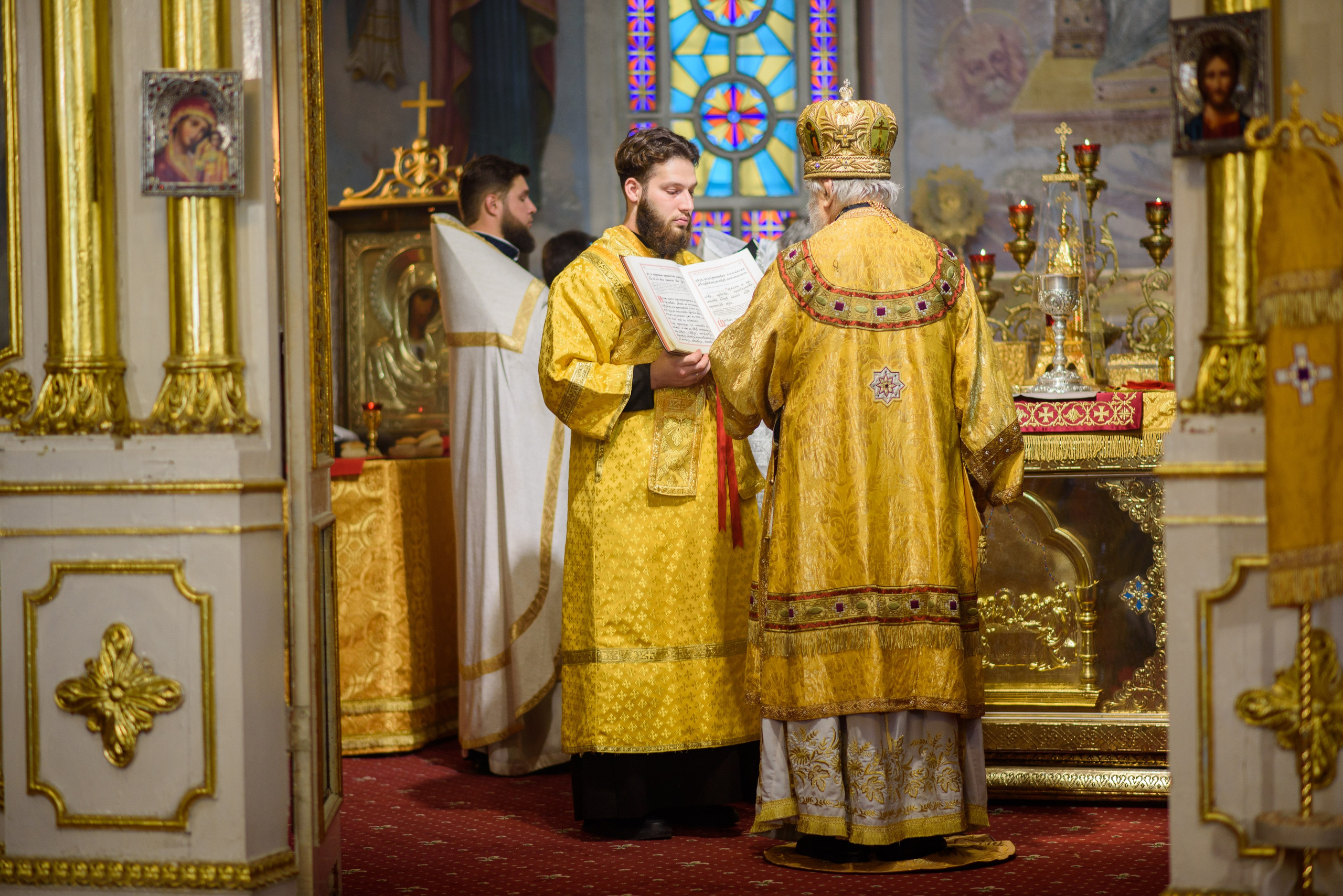 Воскресная литургия 29.10.2023. Семейный и свадебный фотограф в Феодосии и Коктебеле