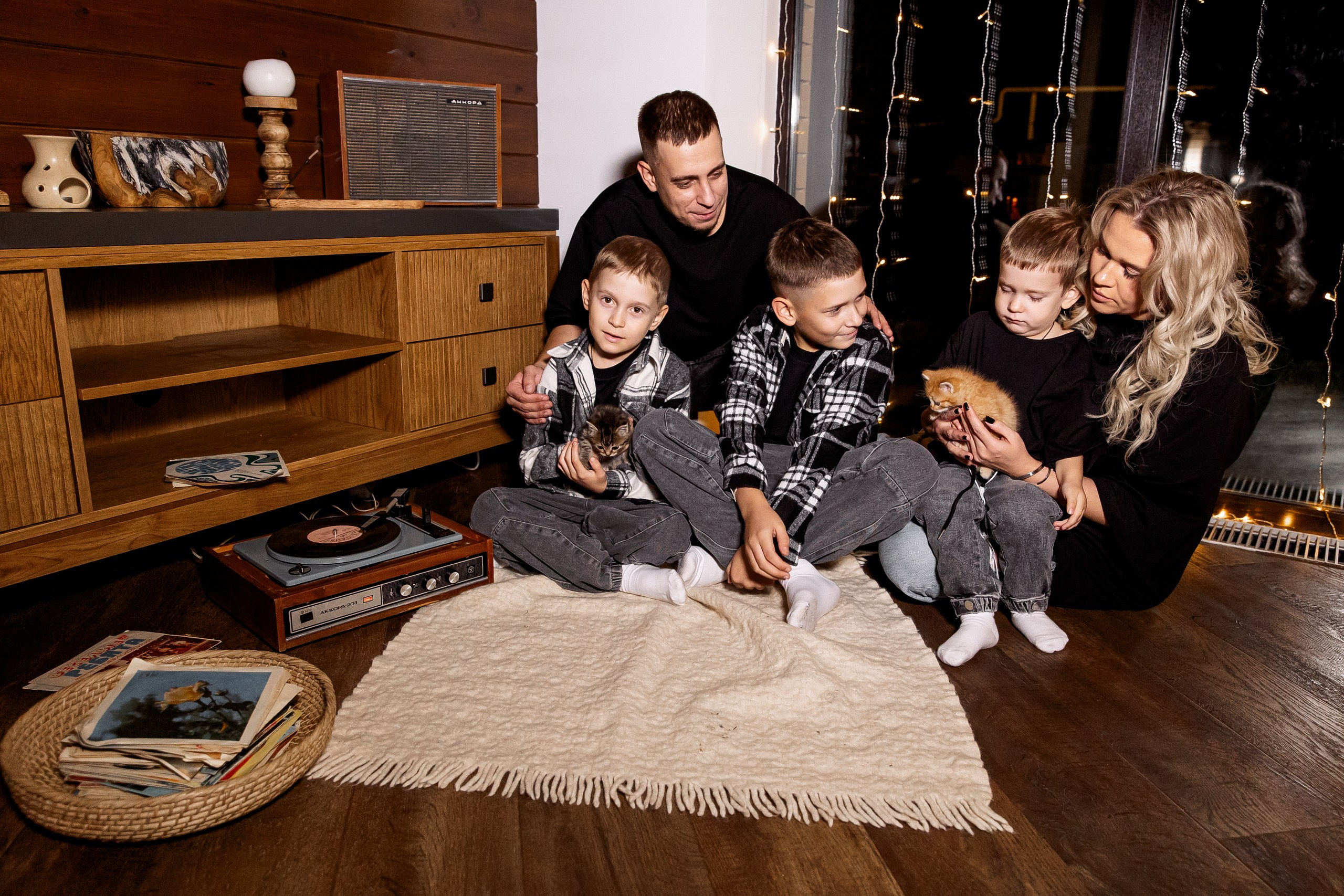 Эдуард и Дарья с сыновьями. Свадебный и семейный фотограф в Челябинске Юлия Ишимова