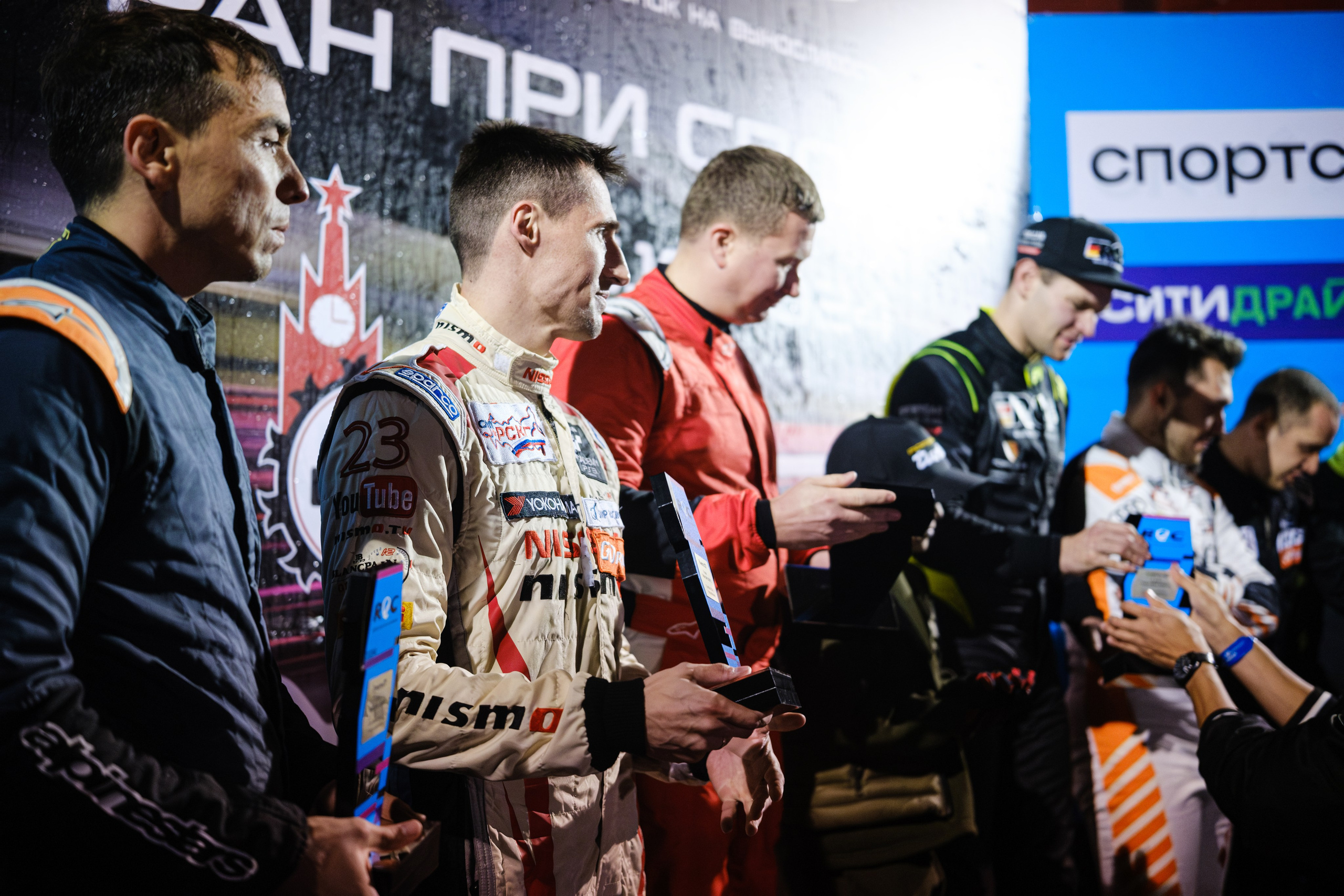 Российская серия гонок на выносливость. Авто и мотоспорт — фотограф Антон Медведев iCoguar