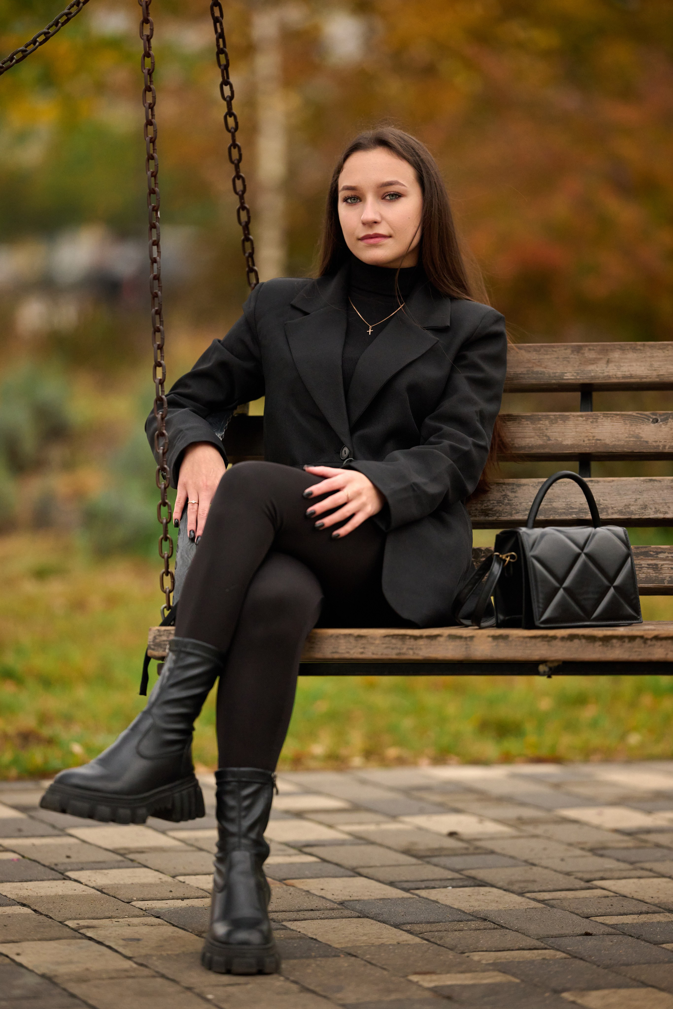 Фотосессия в золотой осени Старого Оскола. Профессиональный фотограф Старый Оскол, Губкин — свадьба, венчание, крещение, юбилей и день рождения