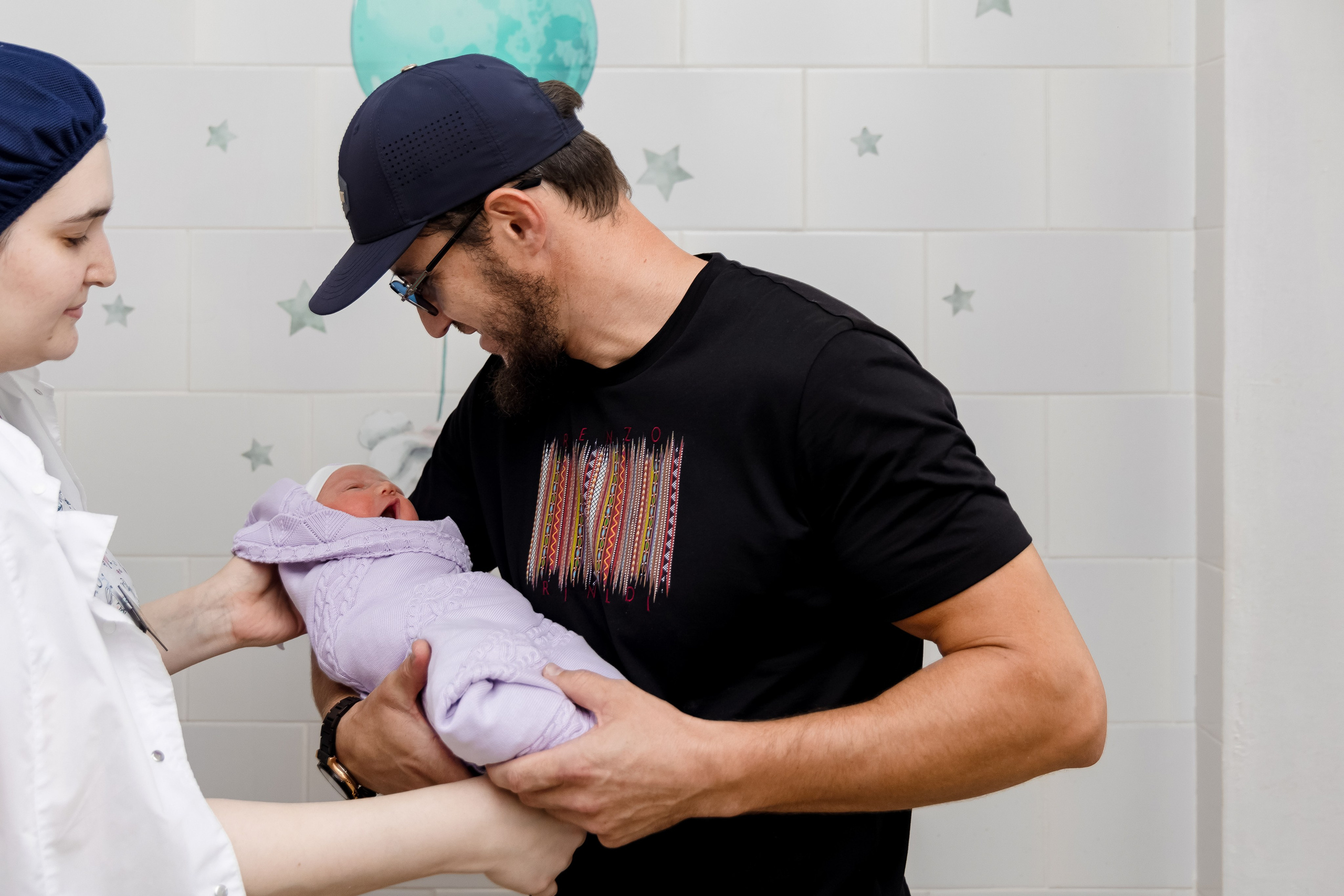 Выписки из роддома. Свадебный и семейный фотограф в Каспийске Алёна Нурмагомедова