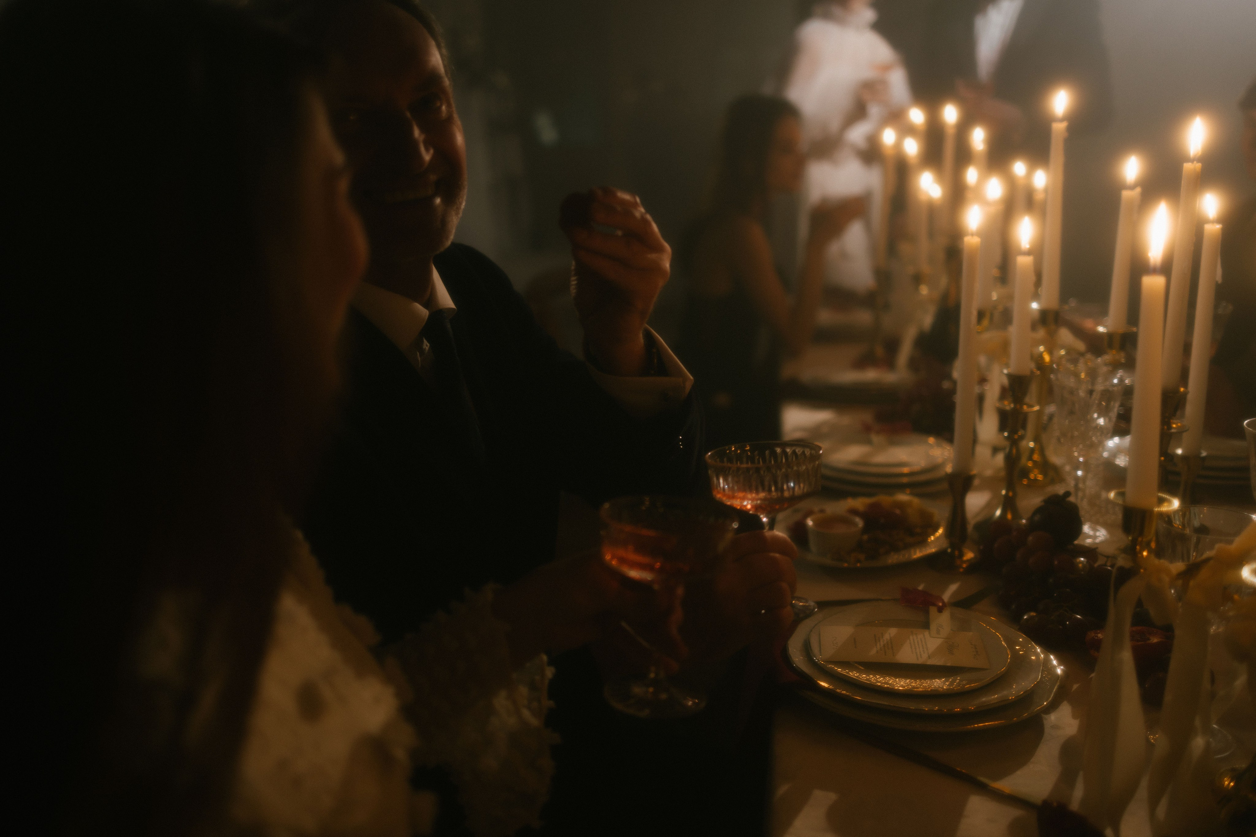 При свечах…. Свадебный фотограф в Москве