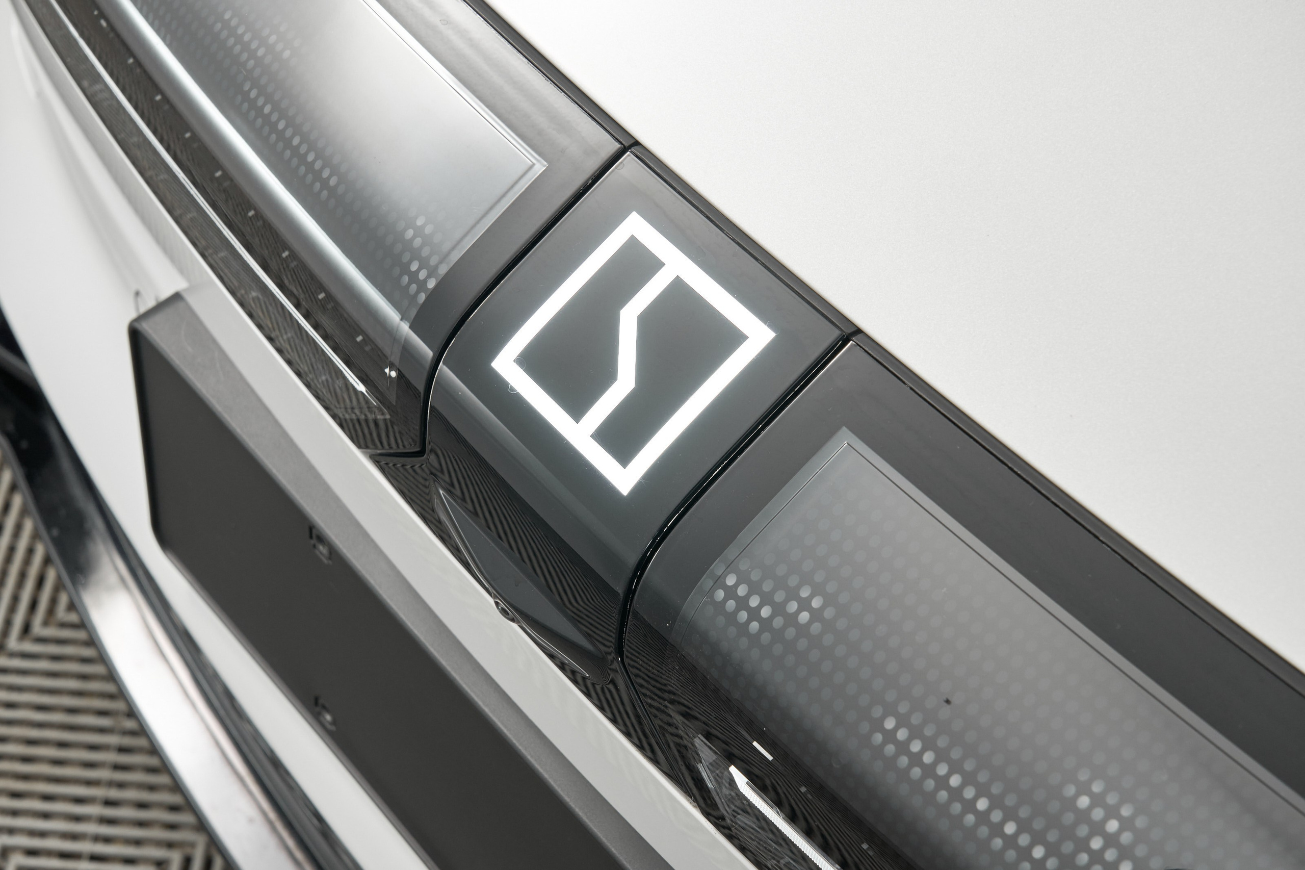 Zeekr 007_1. Фотограф Николай Прокофьев модельные тесты в Москве