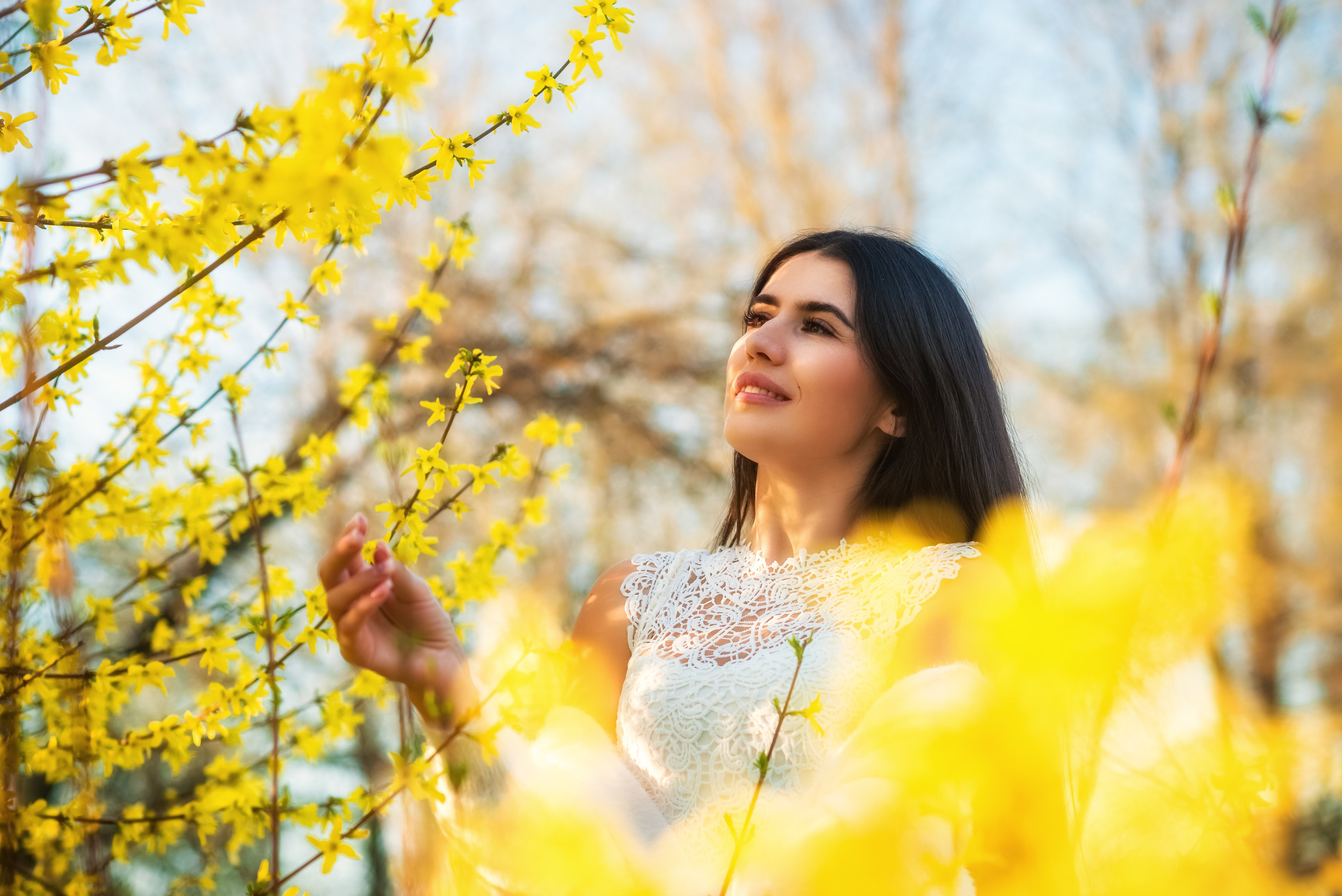 Солнечная Форзиция. Женский фотограф Крещение Венчание Москва Брянск