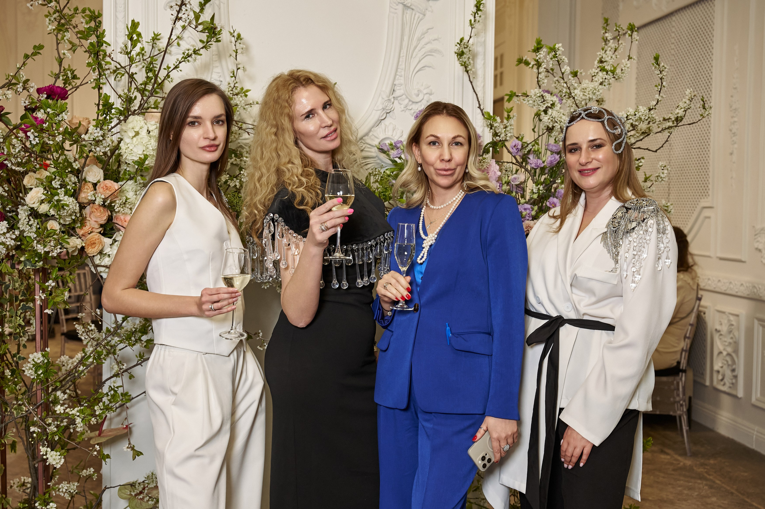 ГАЛА УЖИН. PRO-AGELESS