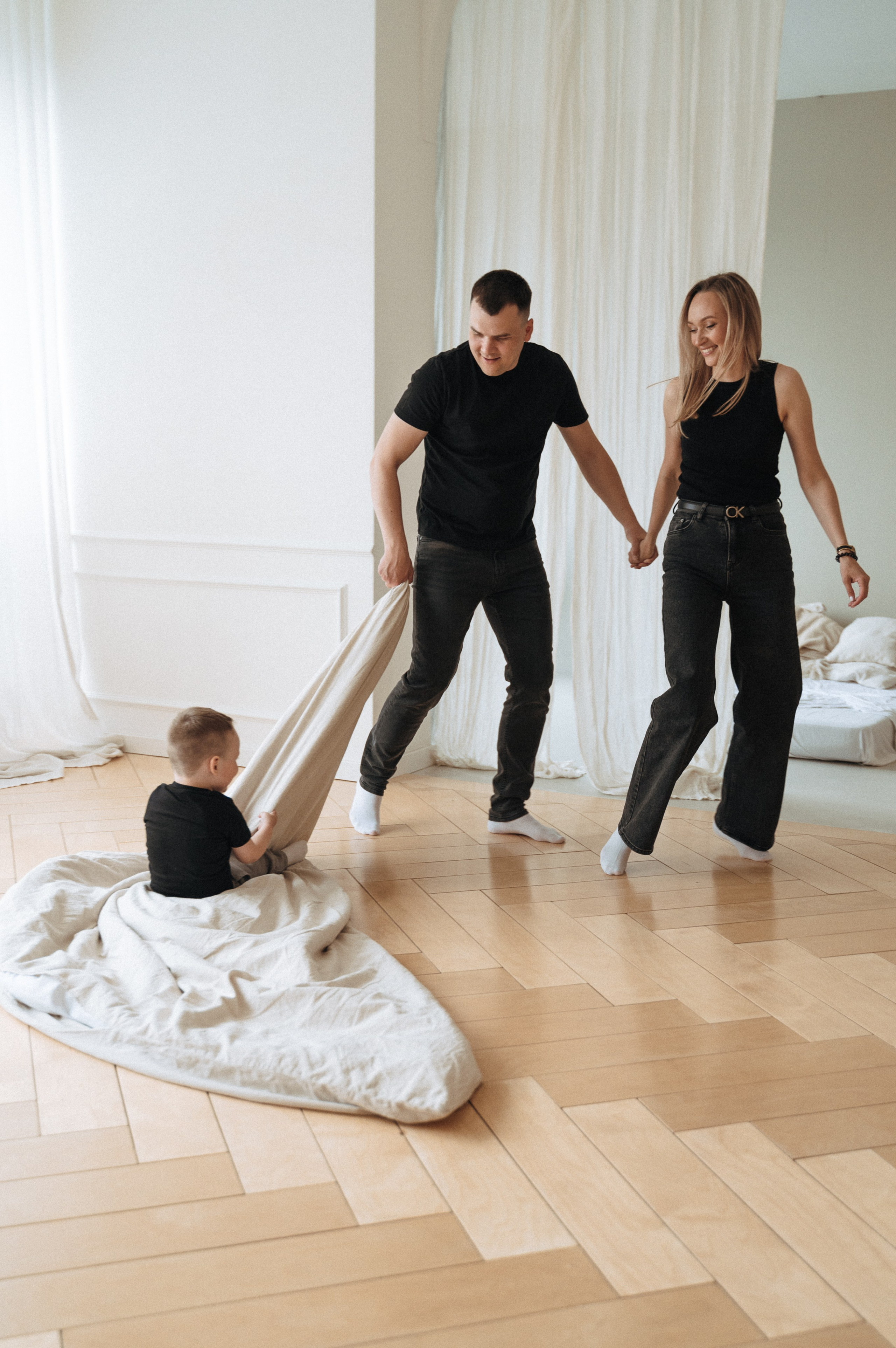 Идея кадра для семейной фотосессии