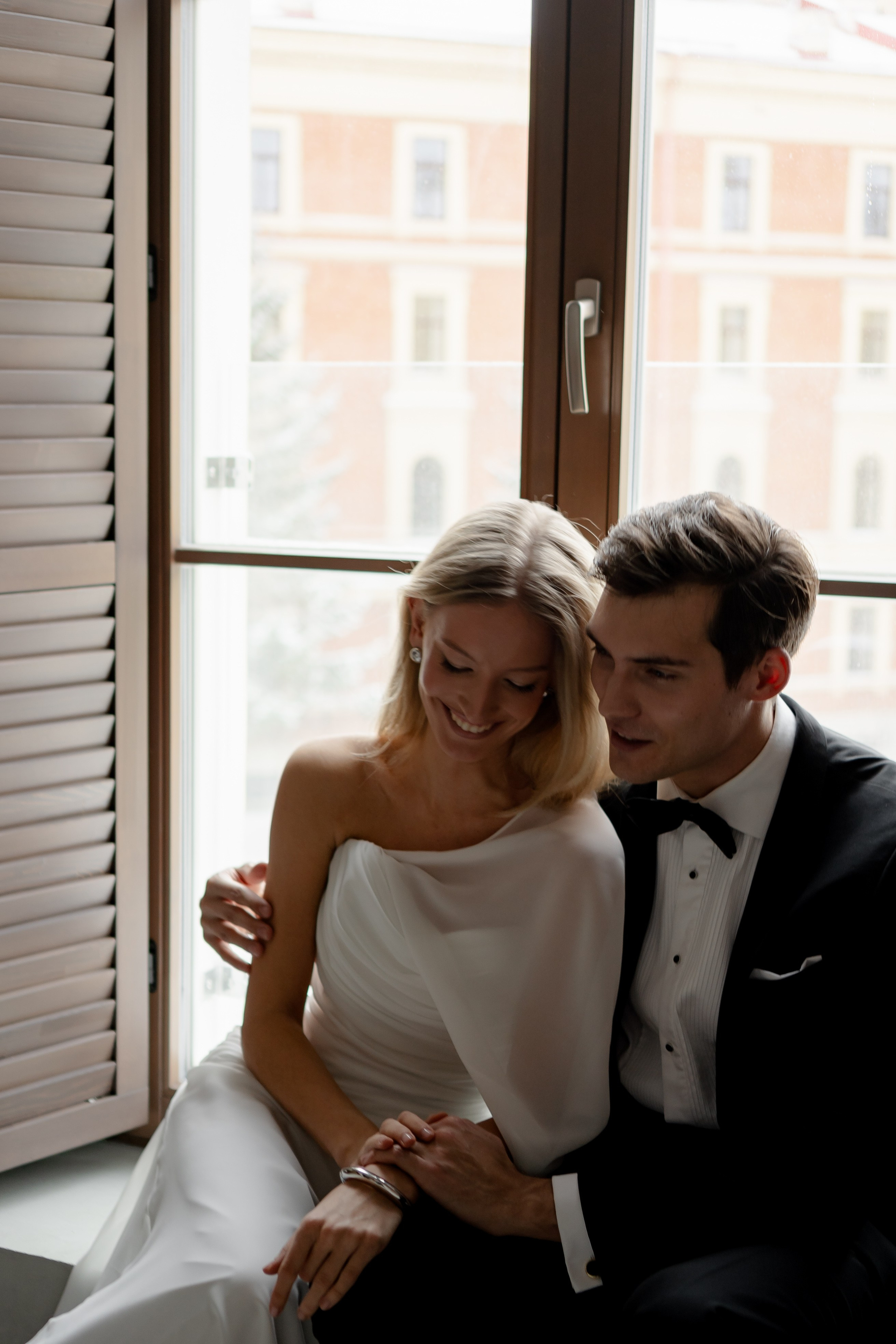 ЭЛЕГАНТНАЯ СВАДБЕНАЯ СЬЕМКА ЖЕНИХА И НЕВЕСТЫ В ДОРОГОМ ОТЕЛЕ САНКТ-ПЕТЕРБУРГА. Профессиональный фотограф, Санкт-Петербург — Виктория Богомолова
