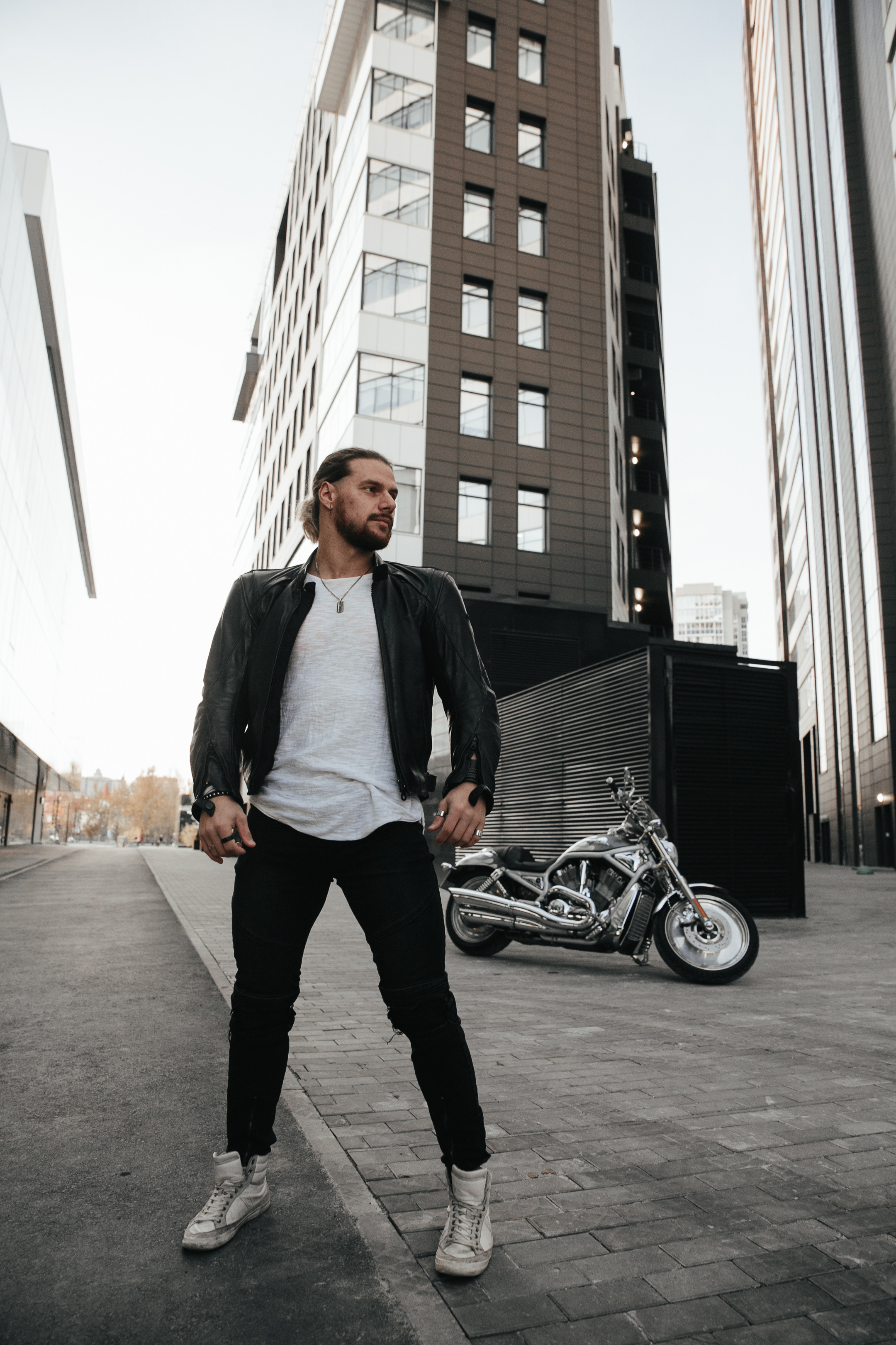 Alex & Harley. Street portrait. Саша Потапкин Фотограф. Сочи, Екатеринбург, Москва