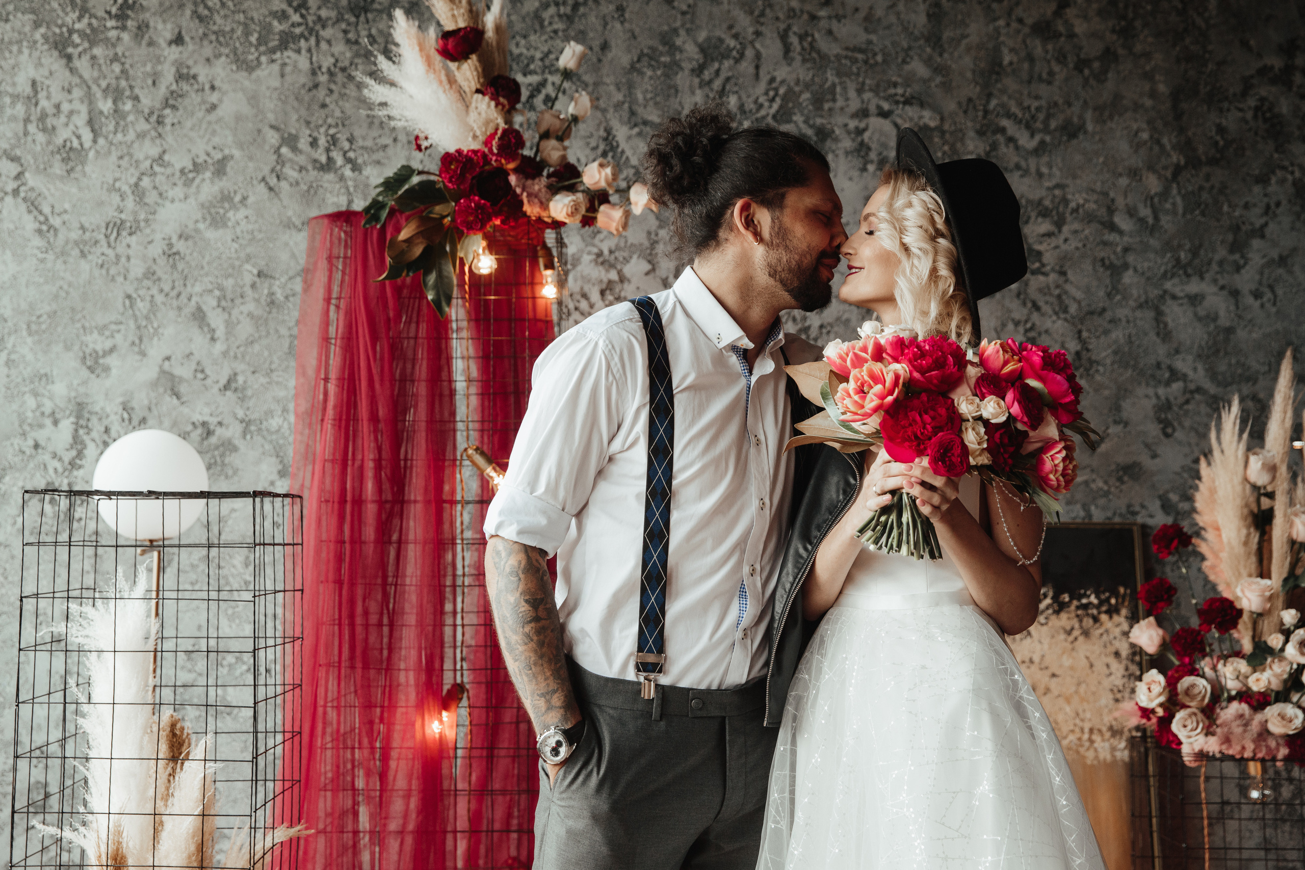 Роман и Марго. Свадьба в студии. Саша Потапкин Фотограф. Сочи, Екатеринбург, Москва