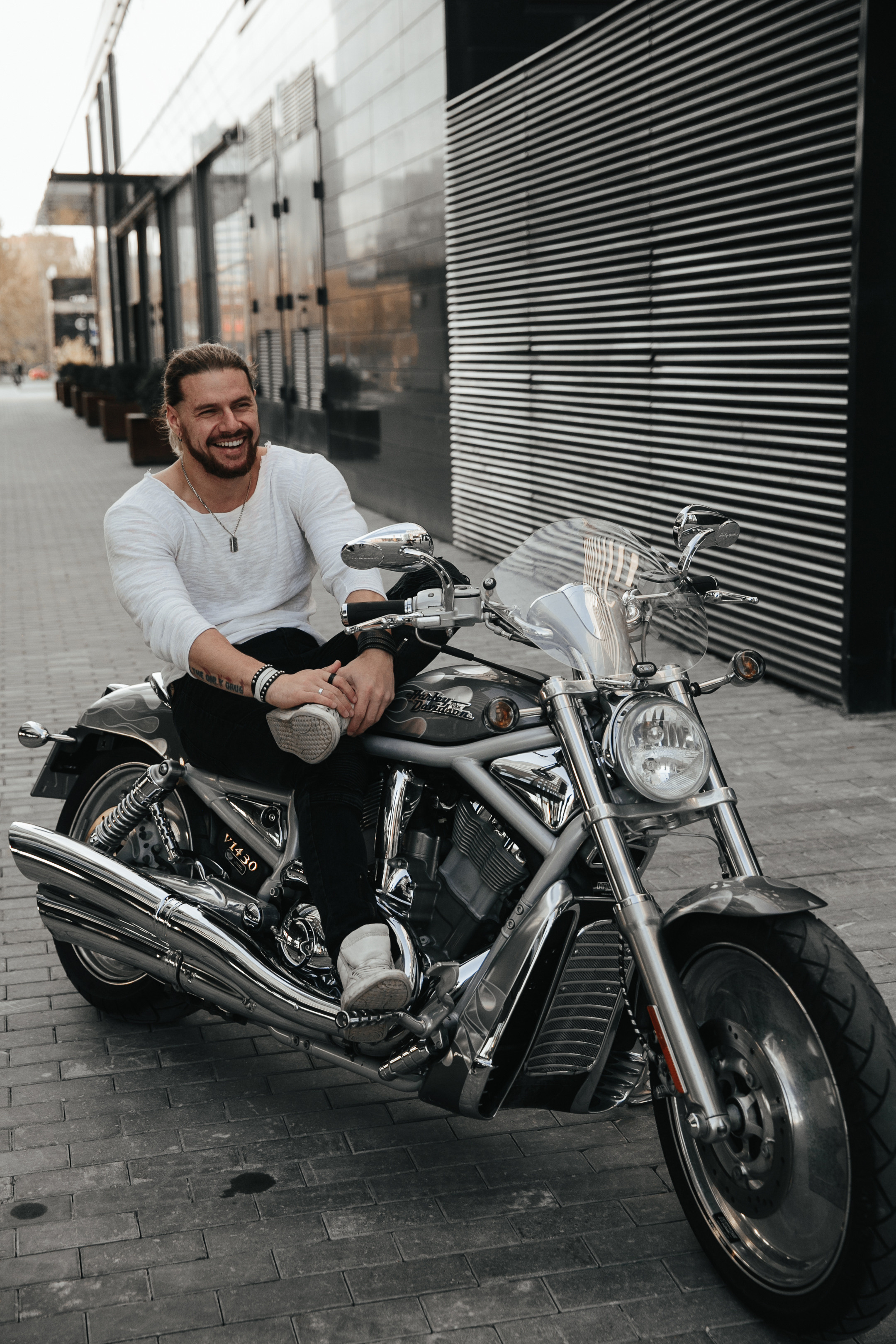 Alex & Harley. Street portrait. Саша Потапкин Фотограф. Сочи, Екатеринбург, Москва