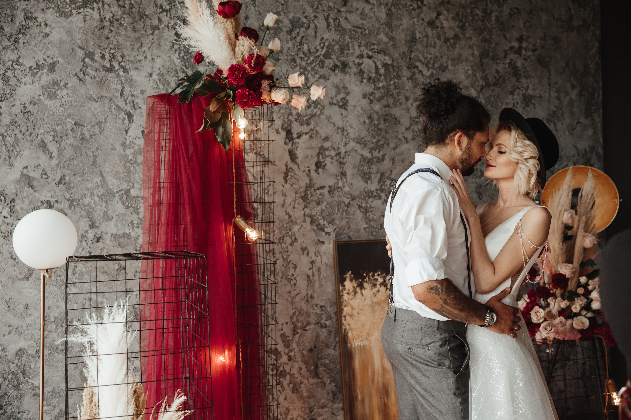 Роман и Марго. Свадьба в студии. Саша Потапкин Фотограф. Сочи, Екатеринбург, Москва