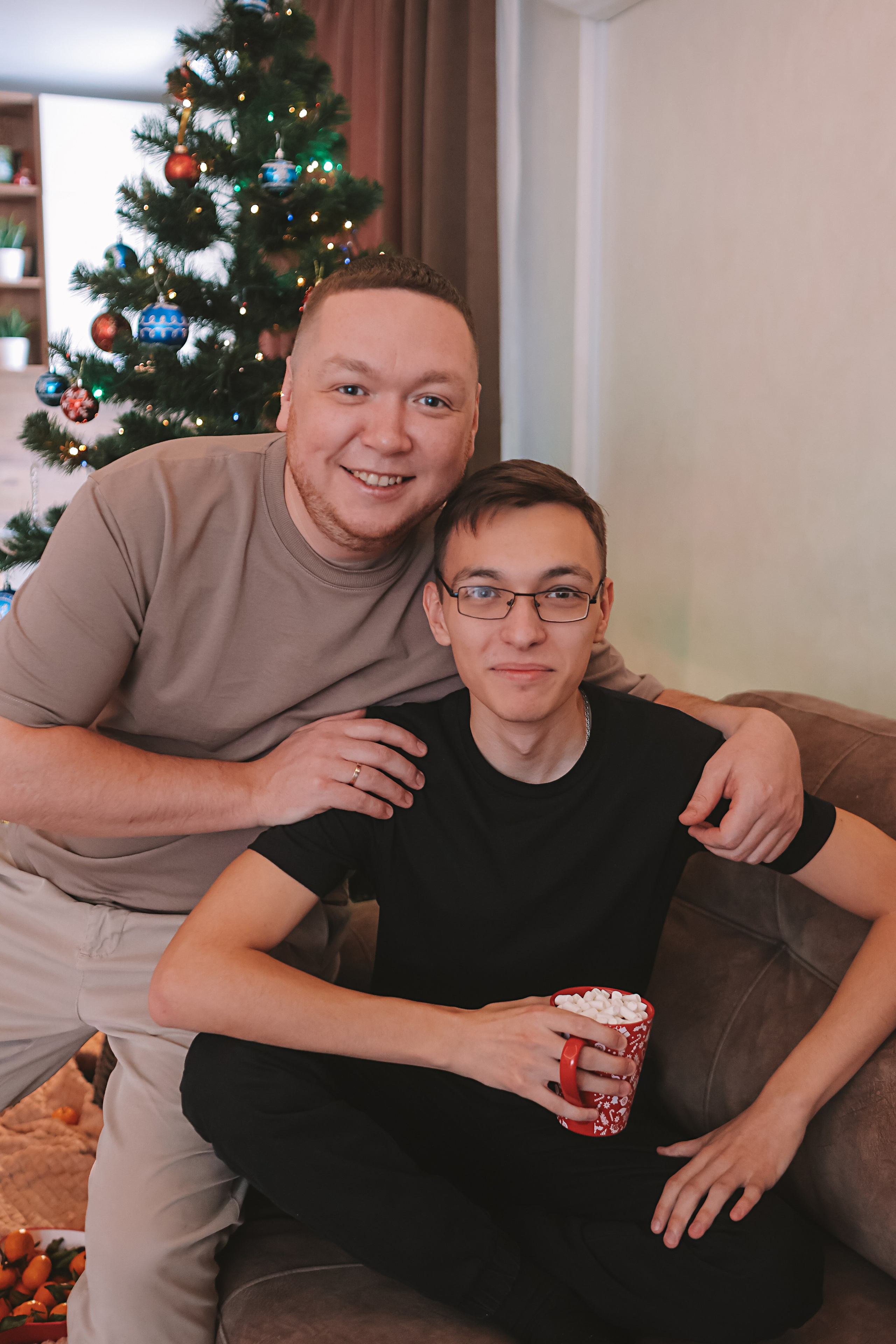 Дома. Семейный фотограф Тюмень, фотограф на роды Салмина Мария