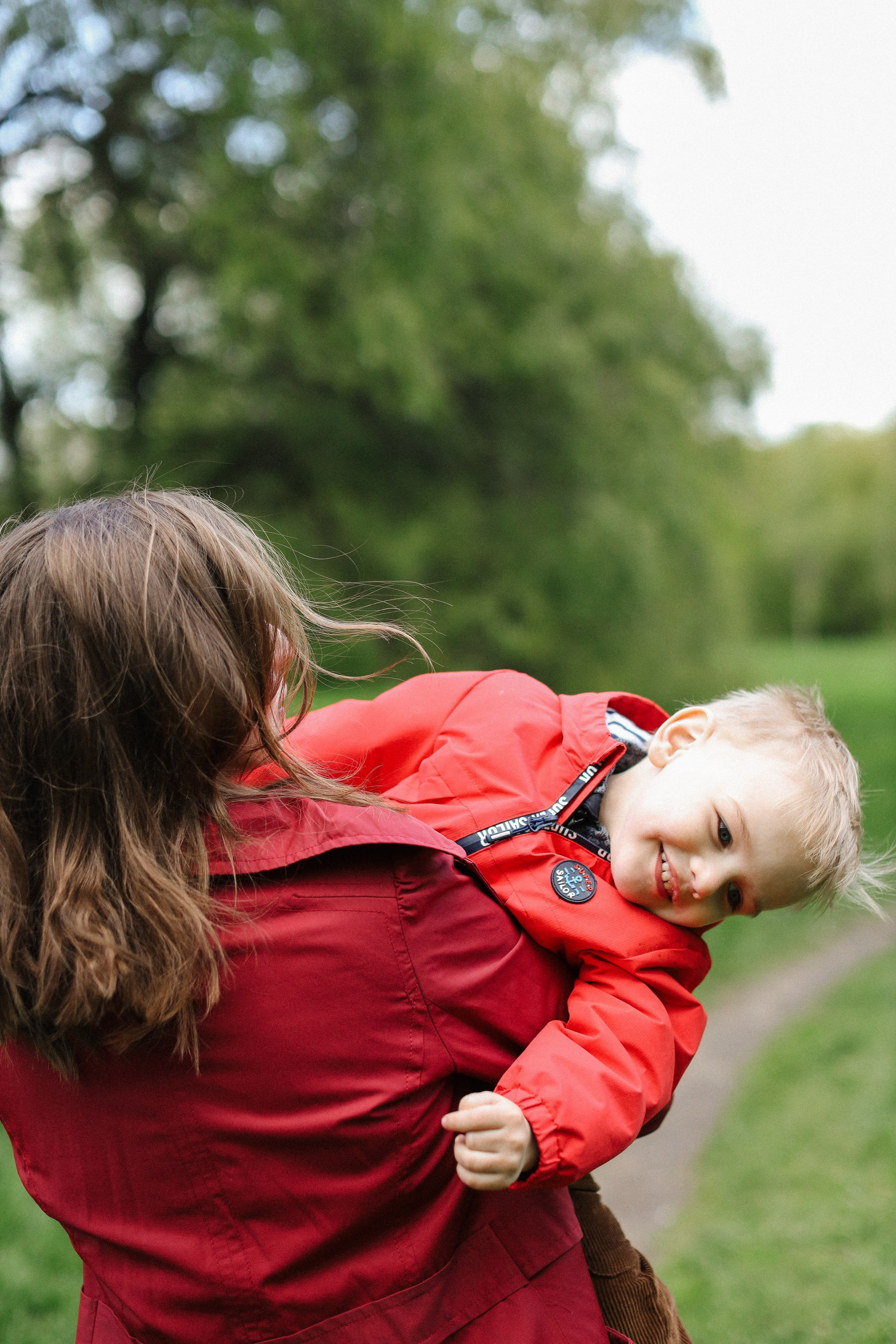 Прогулка мамы с сыновьями. Семейный и lovestory фотограф в Москве Светлана Коняхина