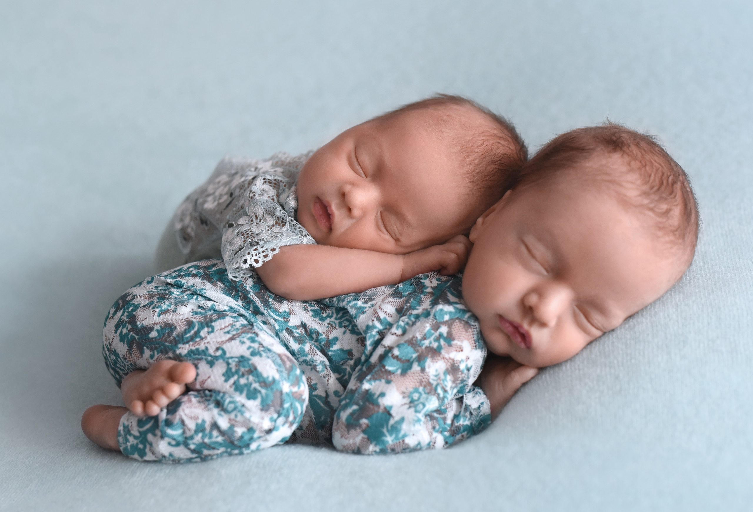 Новорожденные малыши. Детский и семейный Фотограф г. Красноярск