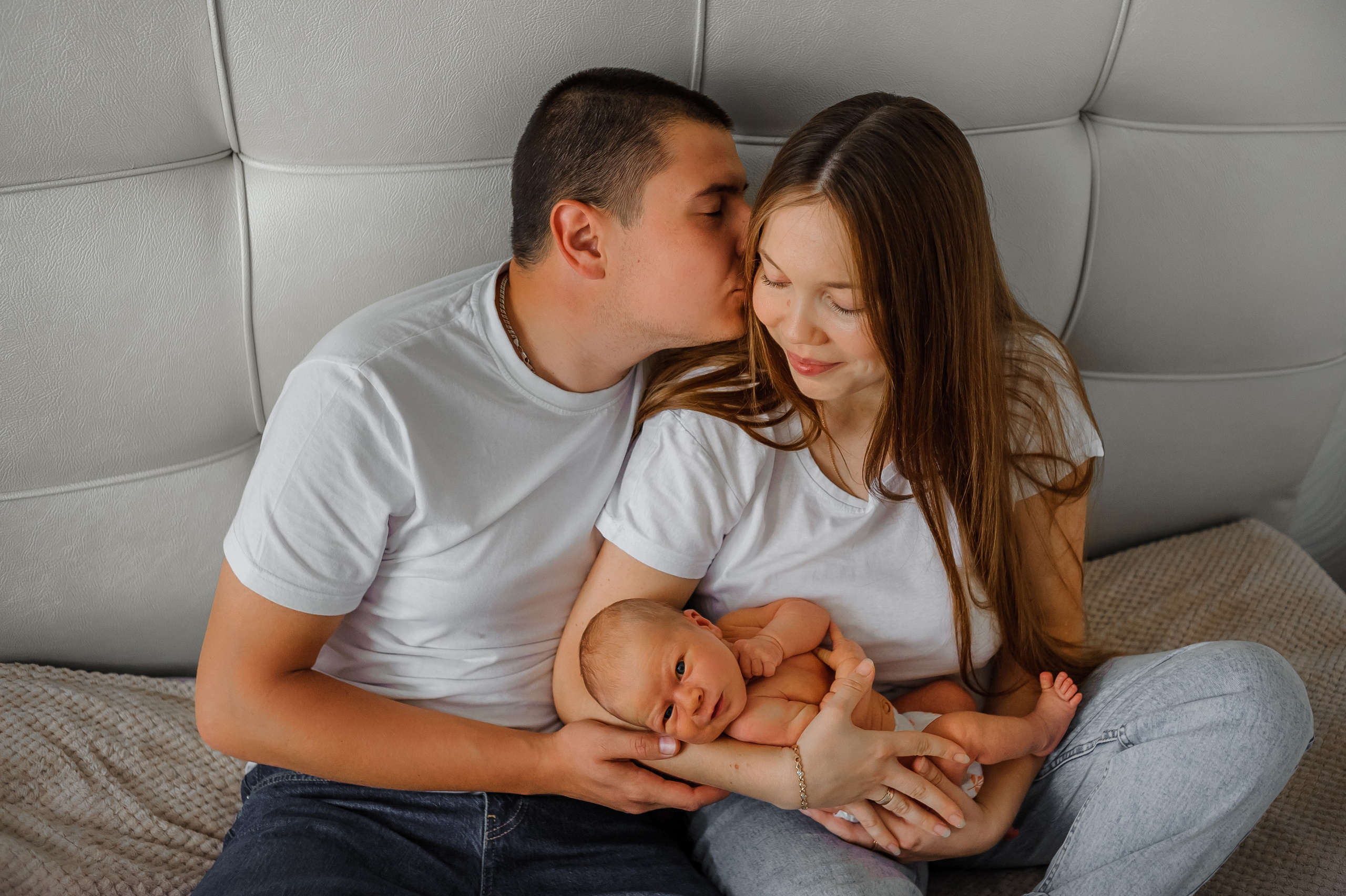 Lifestyle newborn. Фотограф новорождённых в Рязани, фотосъемка выписки из роддома, крещен