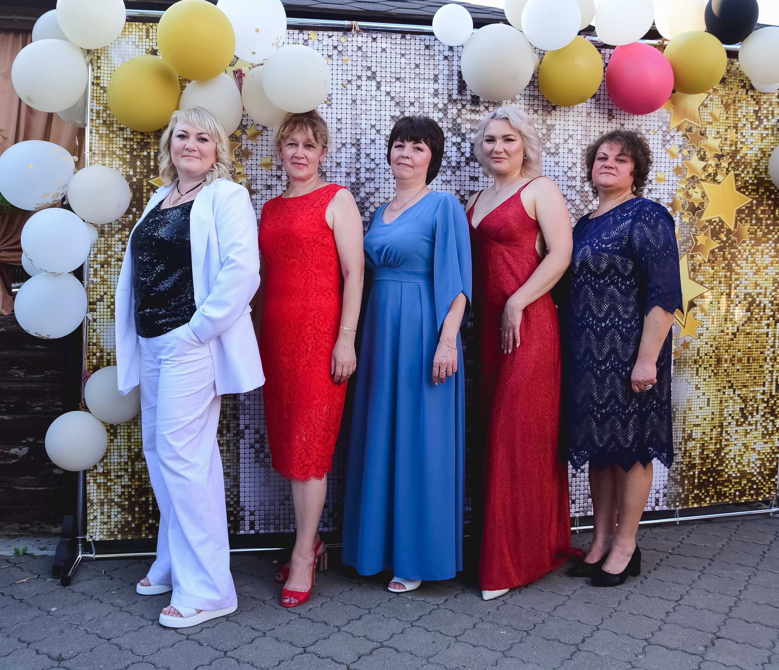 Школьный альбом родители и учитель.