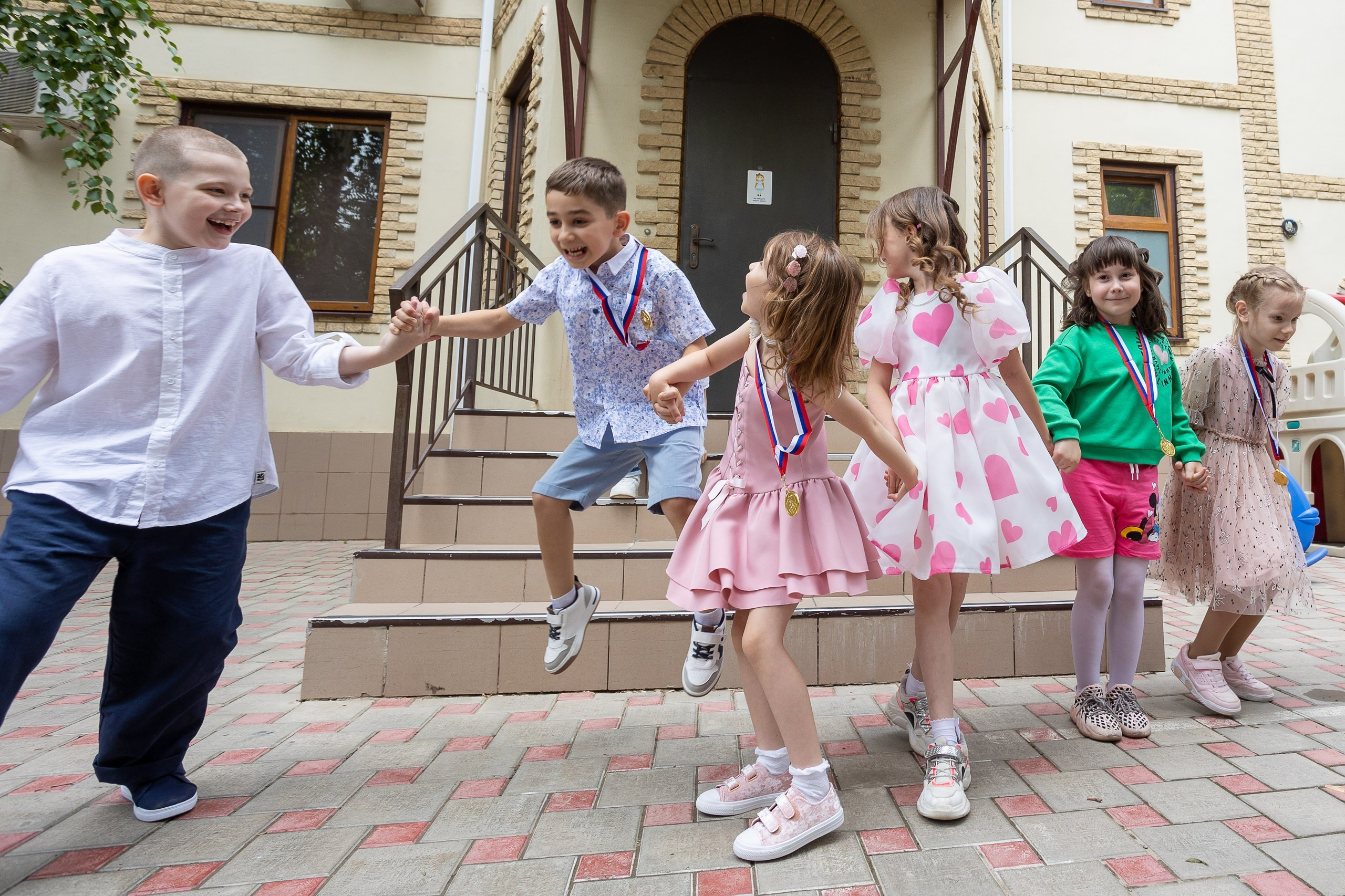 Выпускной Детский сад, 2 часа, 8000. Выпускные альбомы Майкоп, Краснодар Елена Золотарева