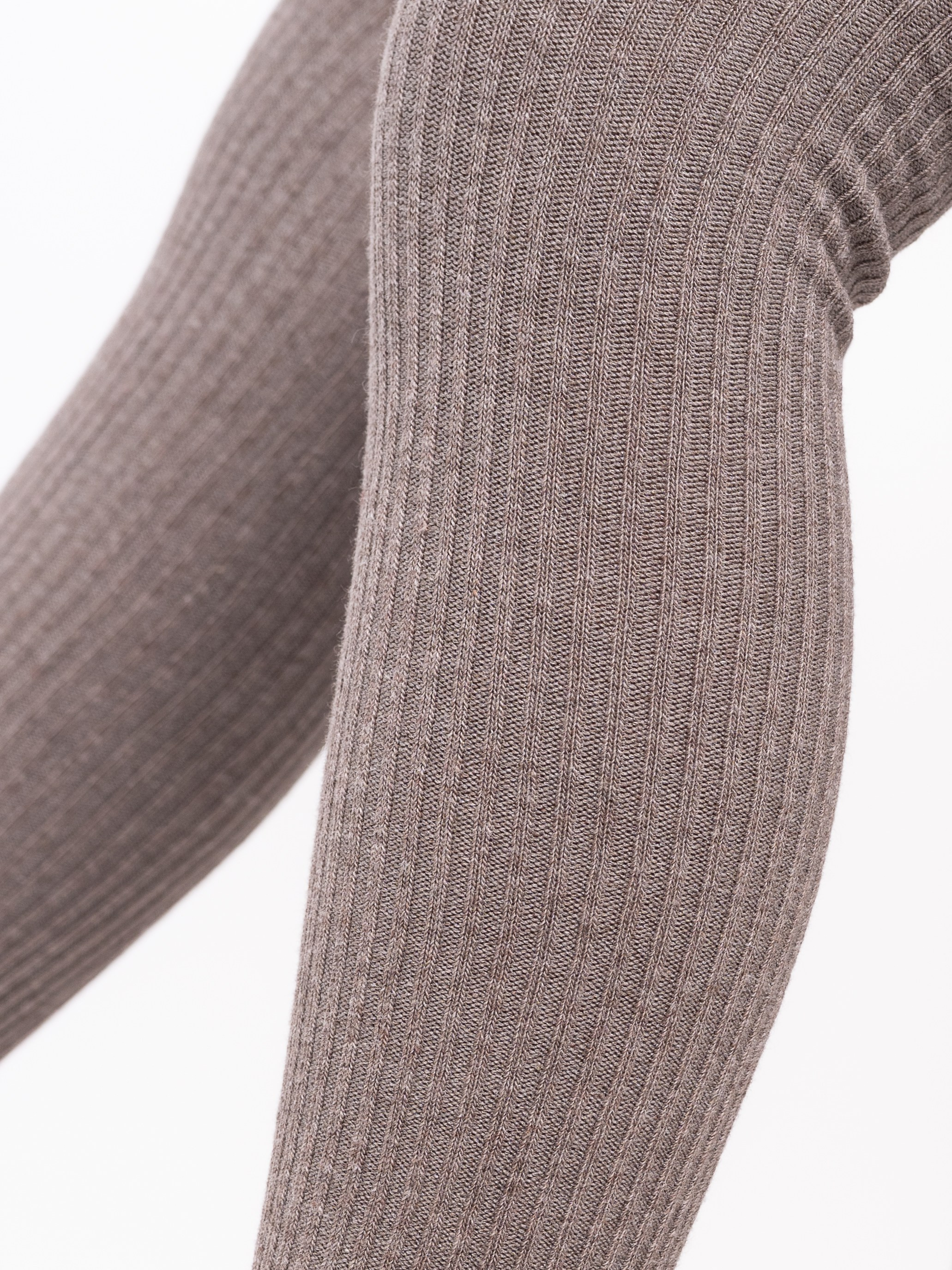 Колготки детские модели + предметка серия 2. Предметный фотограф, фото для маркетплейсов Пятигорск, КМВ