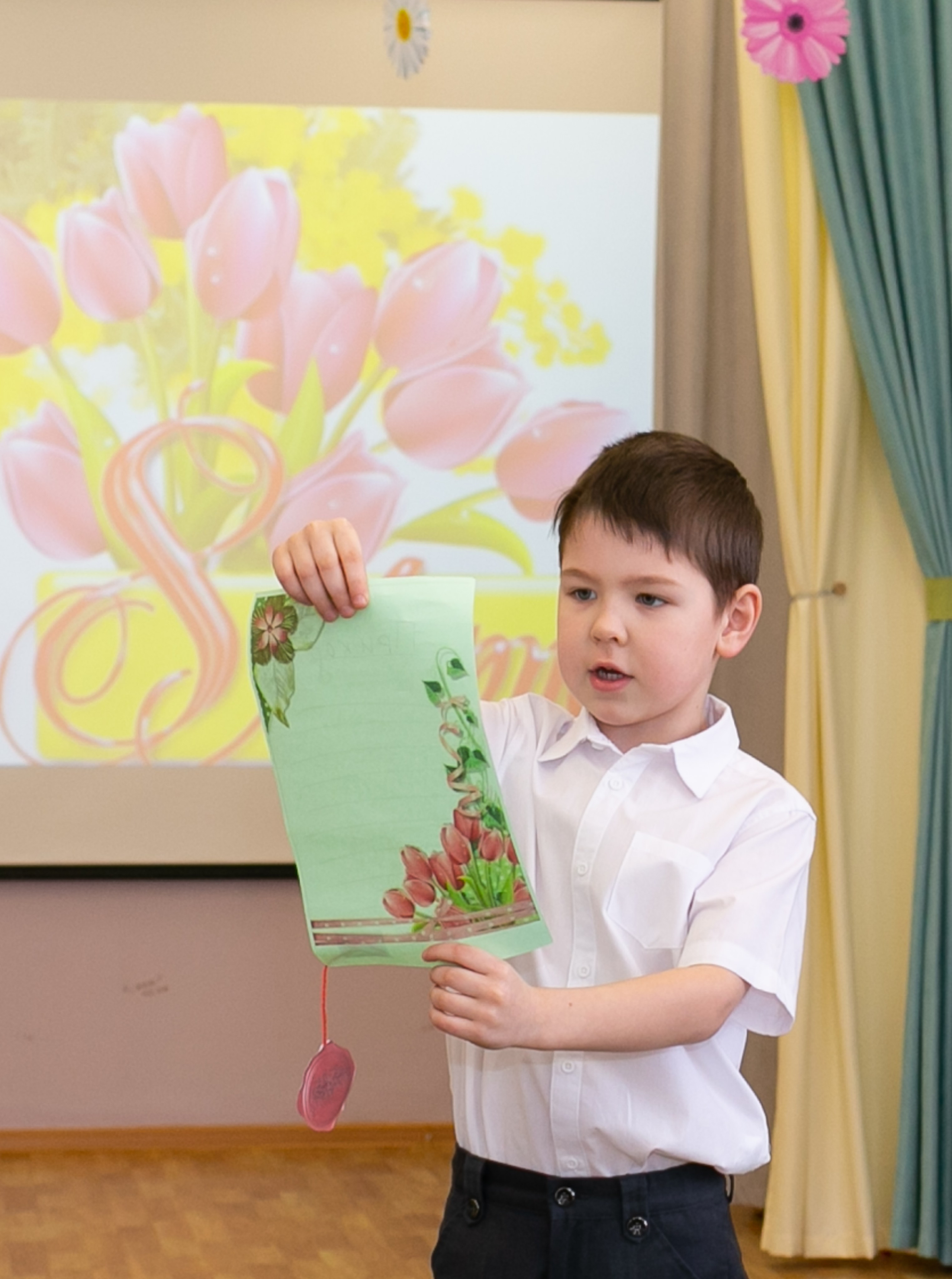Выпускные и Утренники. Фотограф новорожденных и семейный фотограф НСО г. Бердск Марина Львова