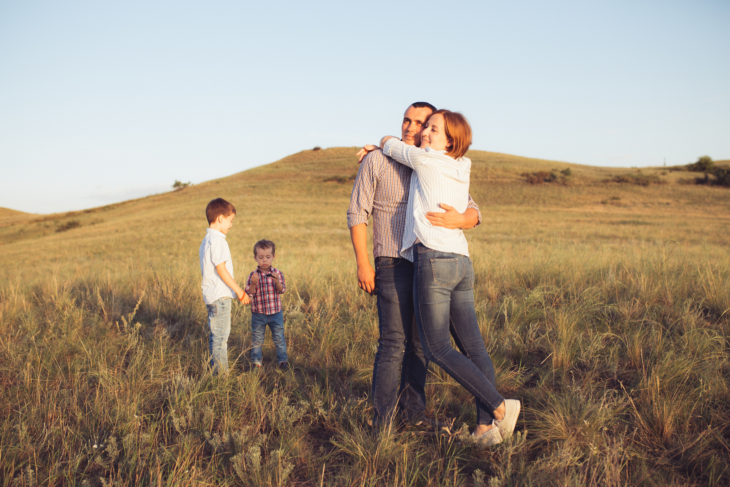 Семейная фотосессия на природе. Фотограф Валерия Ковпак. Москва. Химки. Куркино