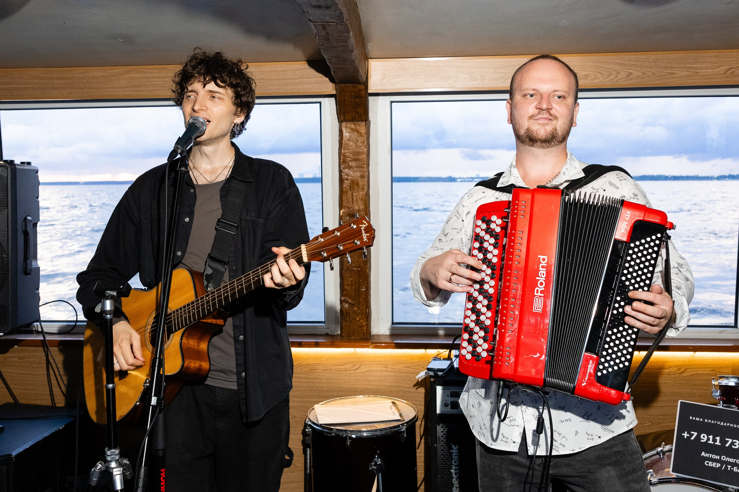 Экскурсия на двухпалубном теплоходе по Неве. Фотограф в Санкт-Петербурге — Сергей Петров