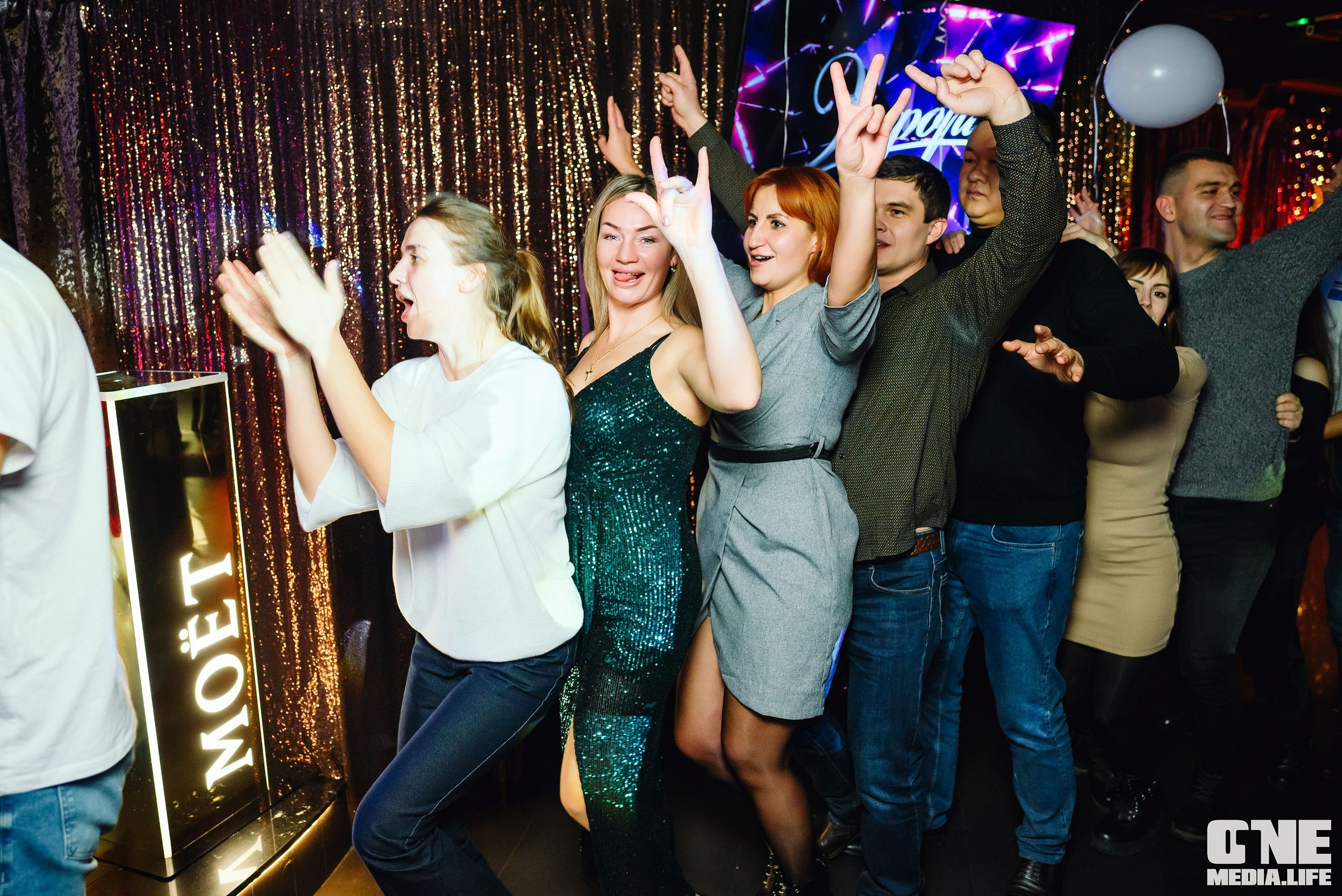 Репортаж из караоке-клуба Эйфория. One Media Life: фоторепортажи, фотоотчеты с мероприятий и заведений