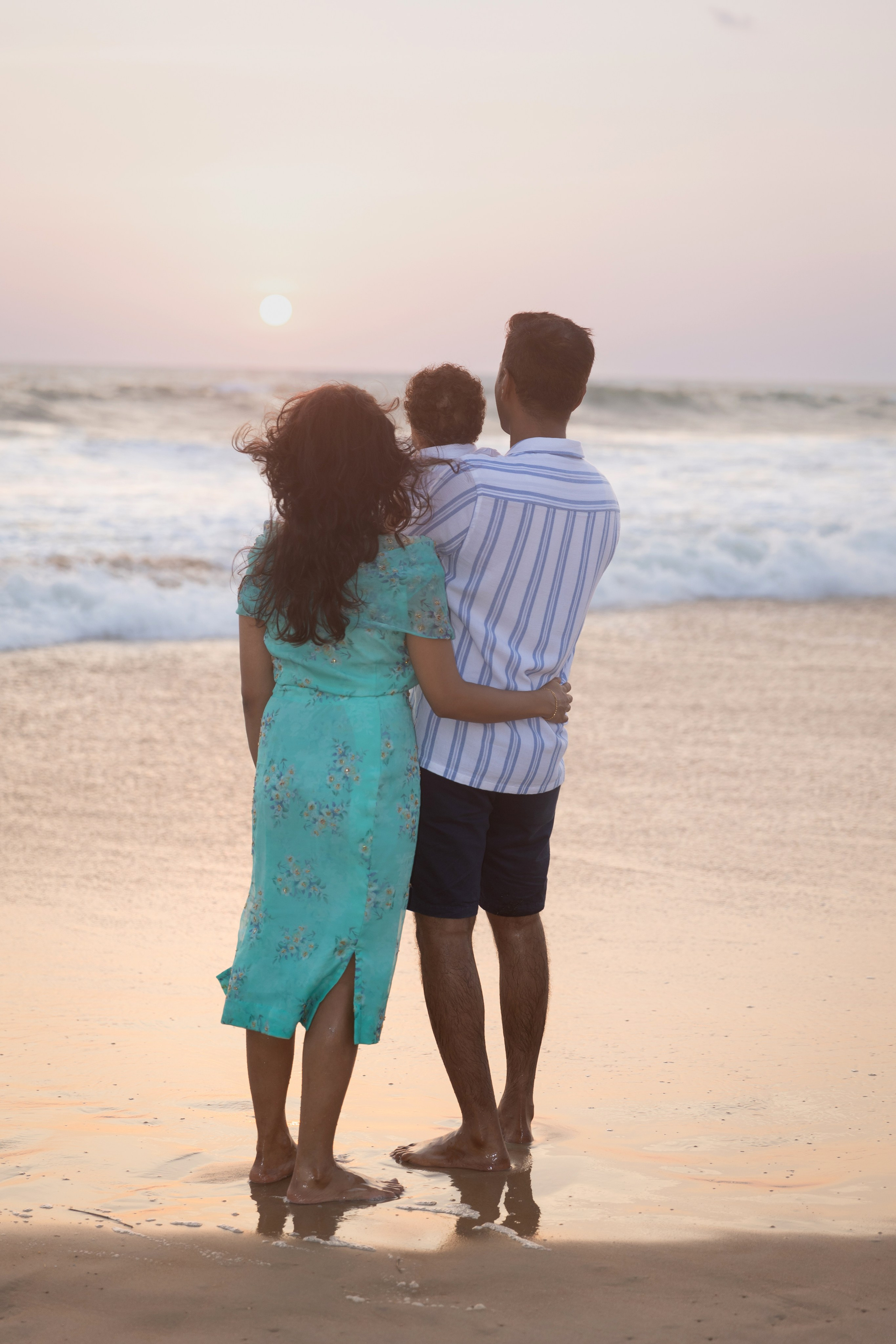Kids 1-st birthday on the beach. Свадебные видео