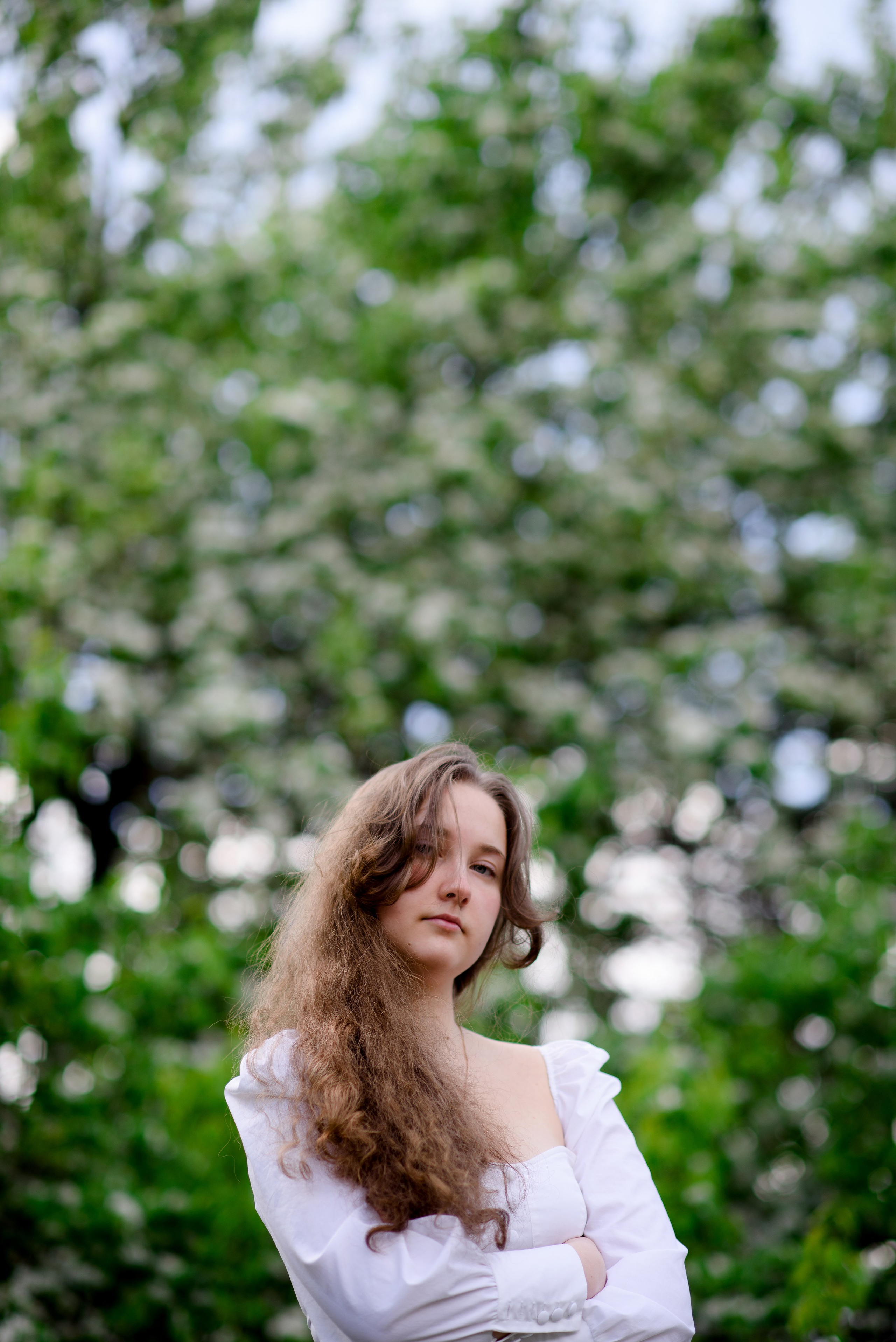 Фотосессия девочки-подростка в Музеоне в цветении. Главная