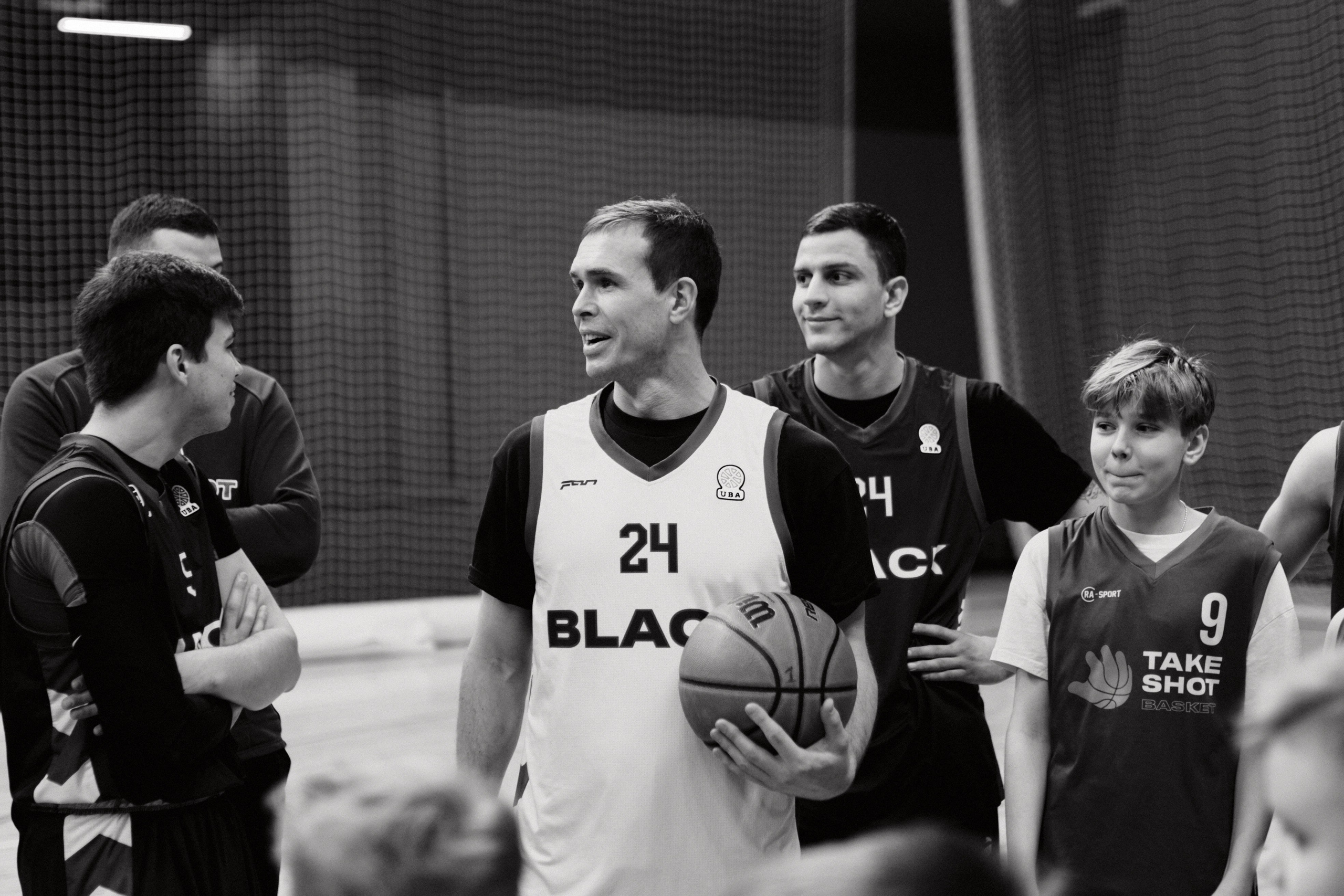 Новогодний баскетбол 2025. Детская лига. Евгений Бреча. Коммерческий и бэкстейдж фотограф в Москве