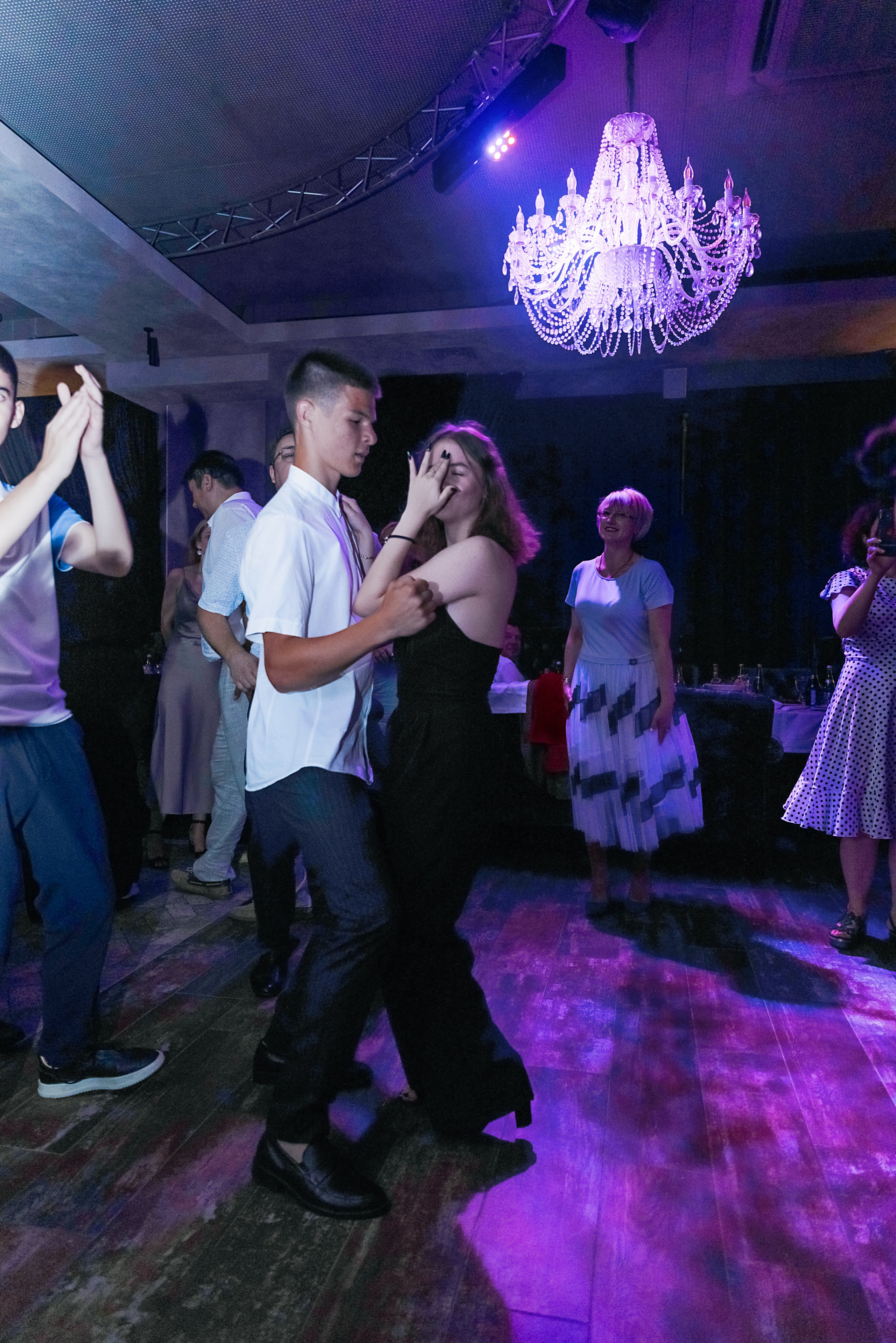 11 класс Гимназия 69. Фотограф и Видеограф в Краснодаре Юлия Солодченко