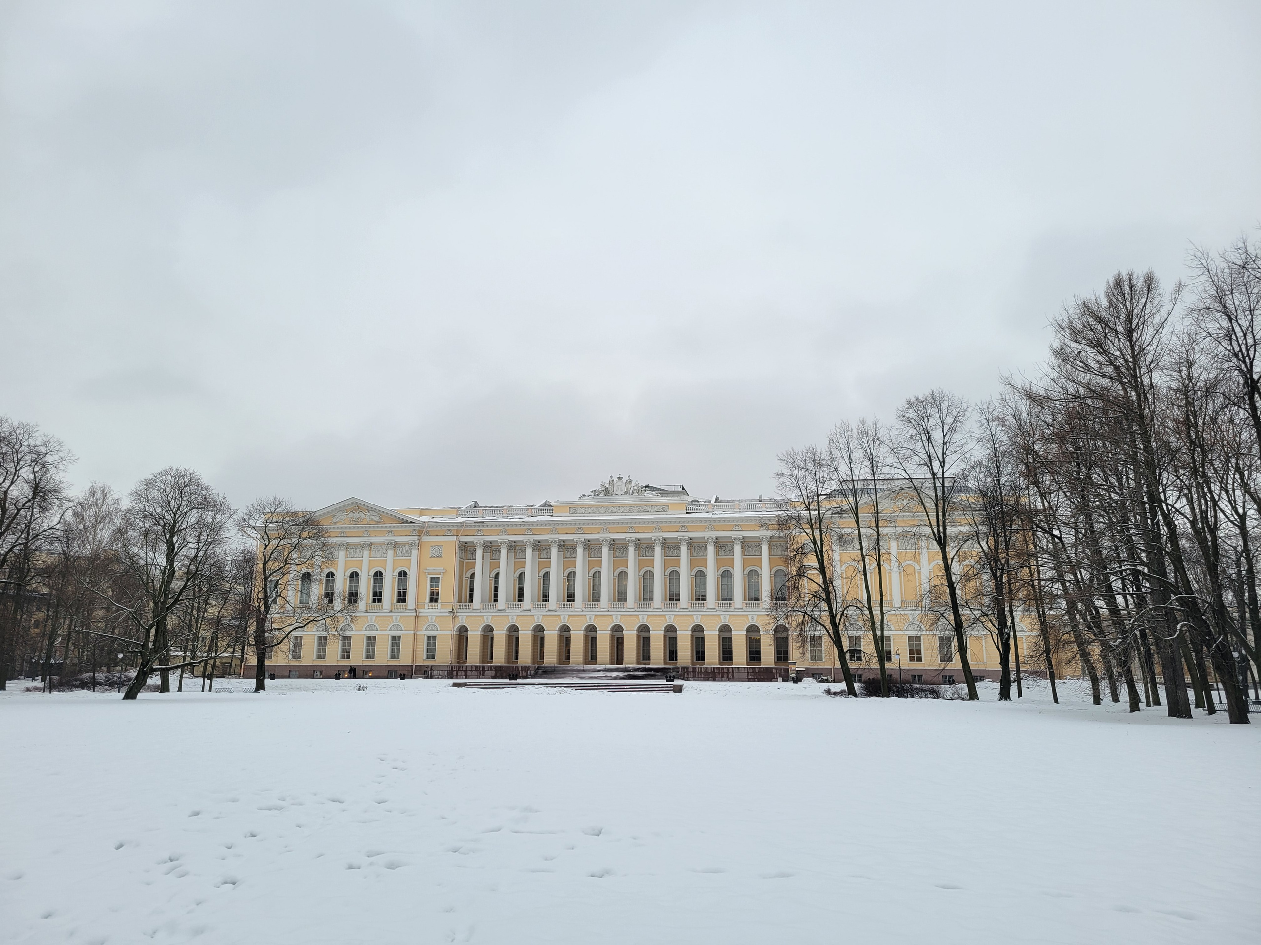 Утром в воскресенье сходили на выставку В.Сурикова