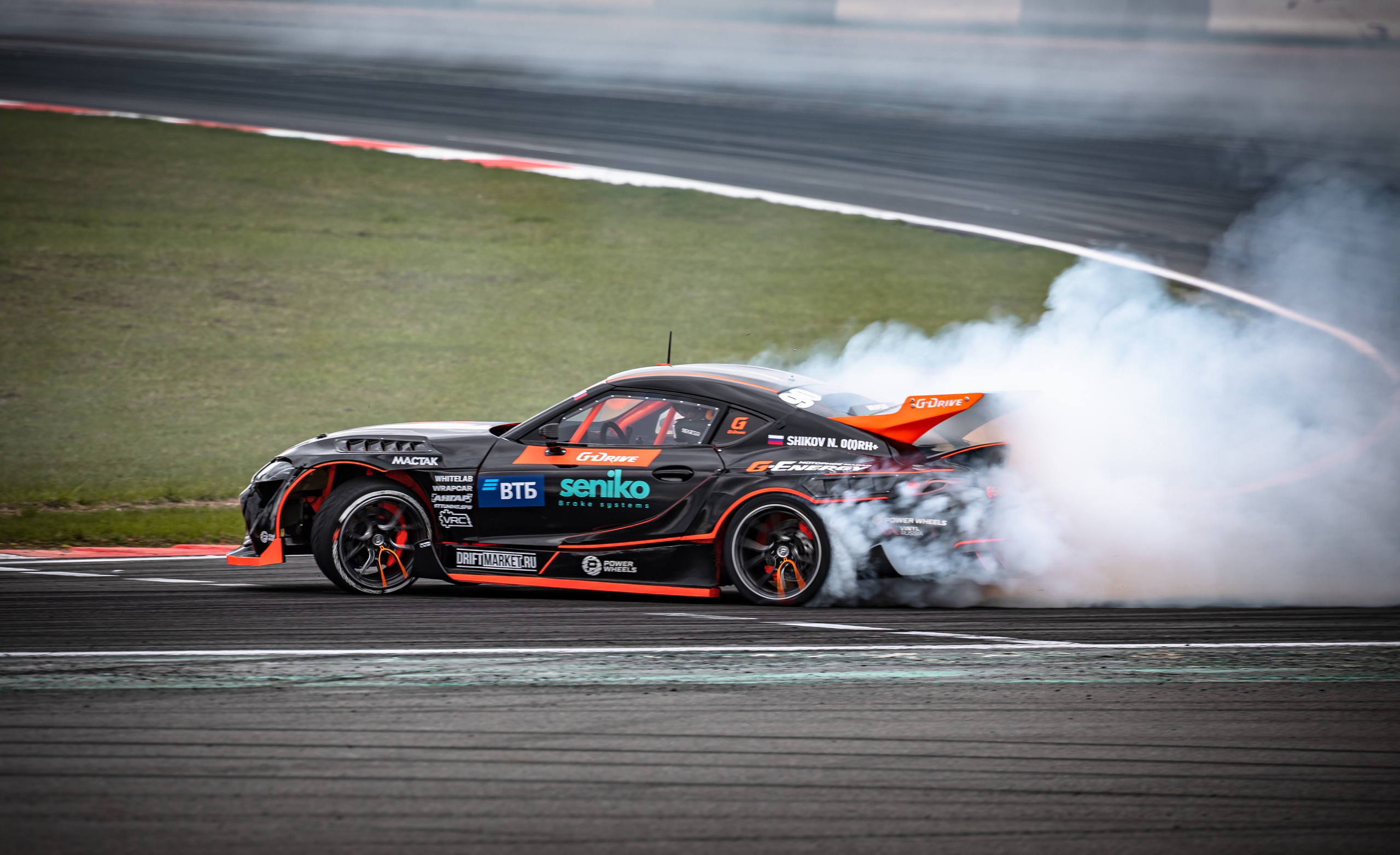 RDS GP. NE Cinema — backstage and reportage photography in cinema, music, Automotive and sport