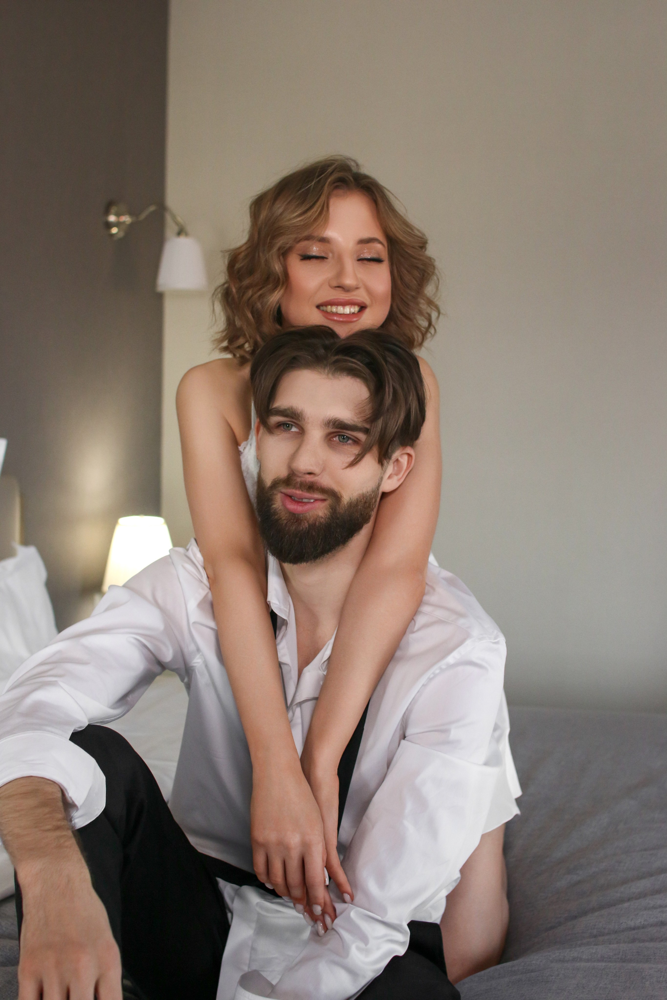 Сборы в отеле (Виталина и Константин). Свадебный и репортажный фотограф Николай Доровских