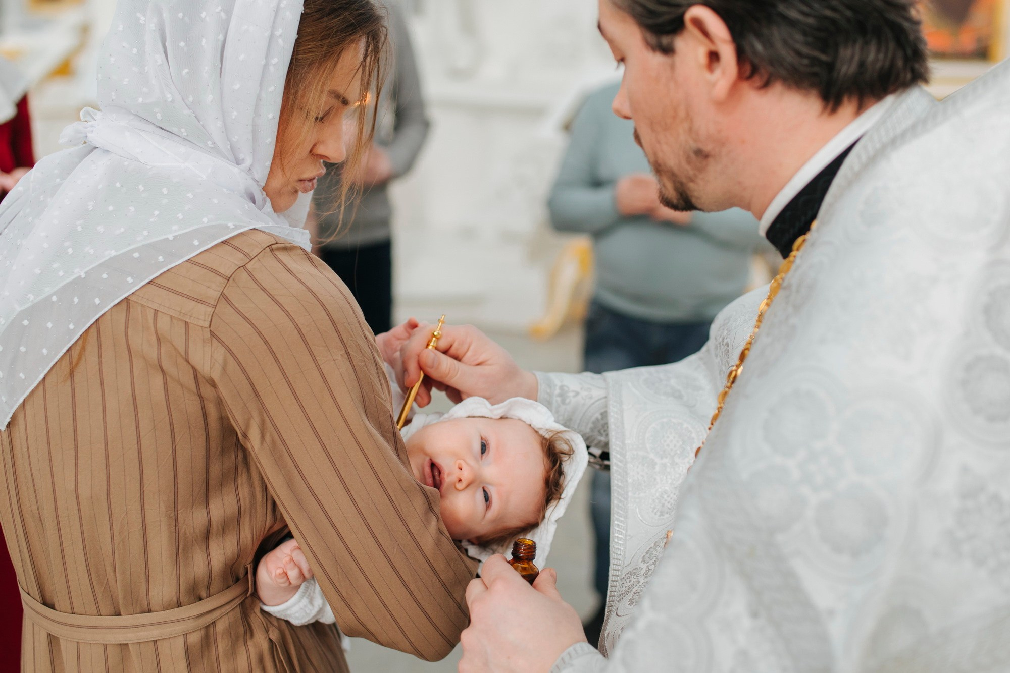 Индивидуальное крещение в Смольном Соборе, где провести крещение СПб, лучший храм для крещения, сколько стоит крещение, церковь где не нужны беседы, без крестных