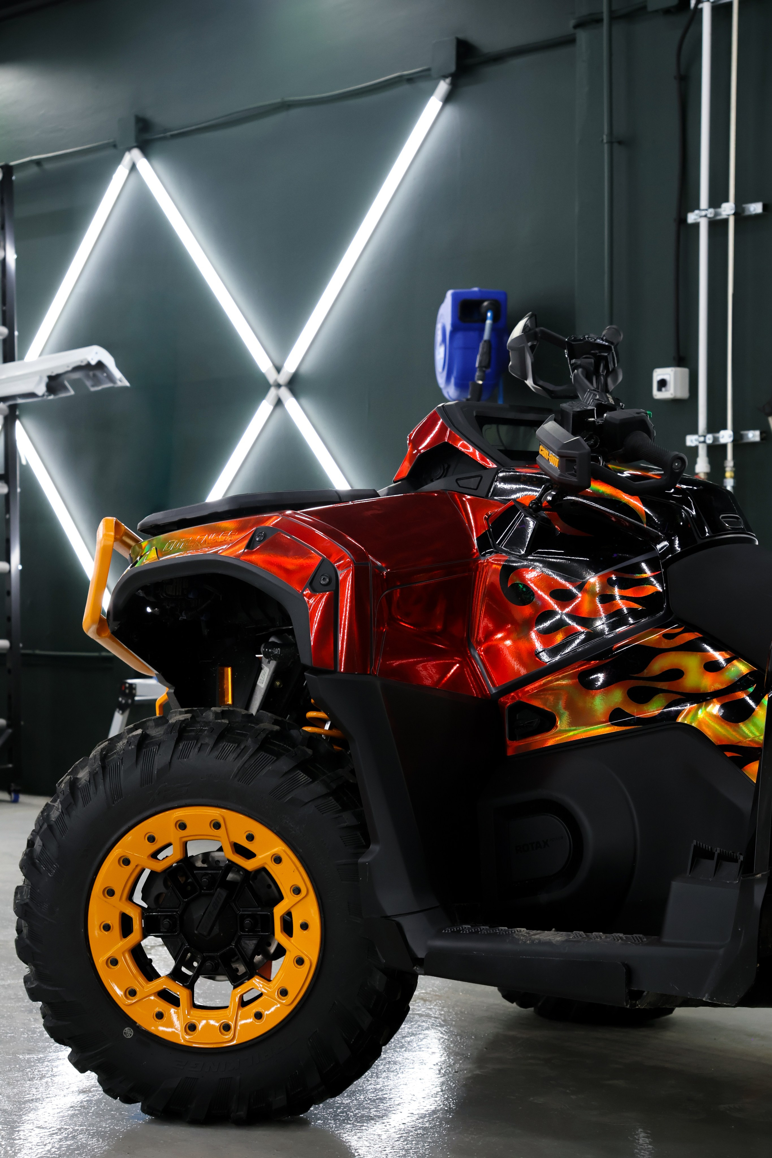 BRP Cam-Am Outlander. Photo-nk